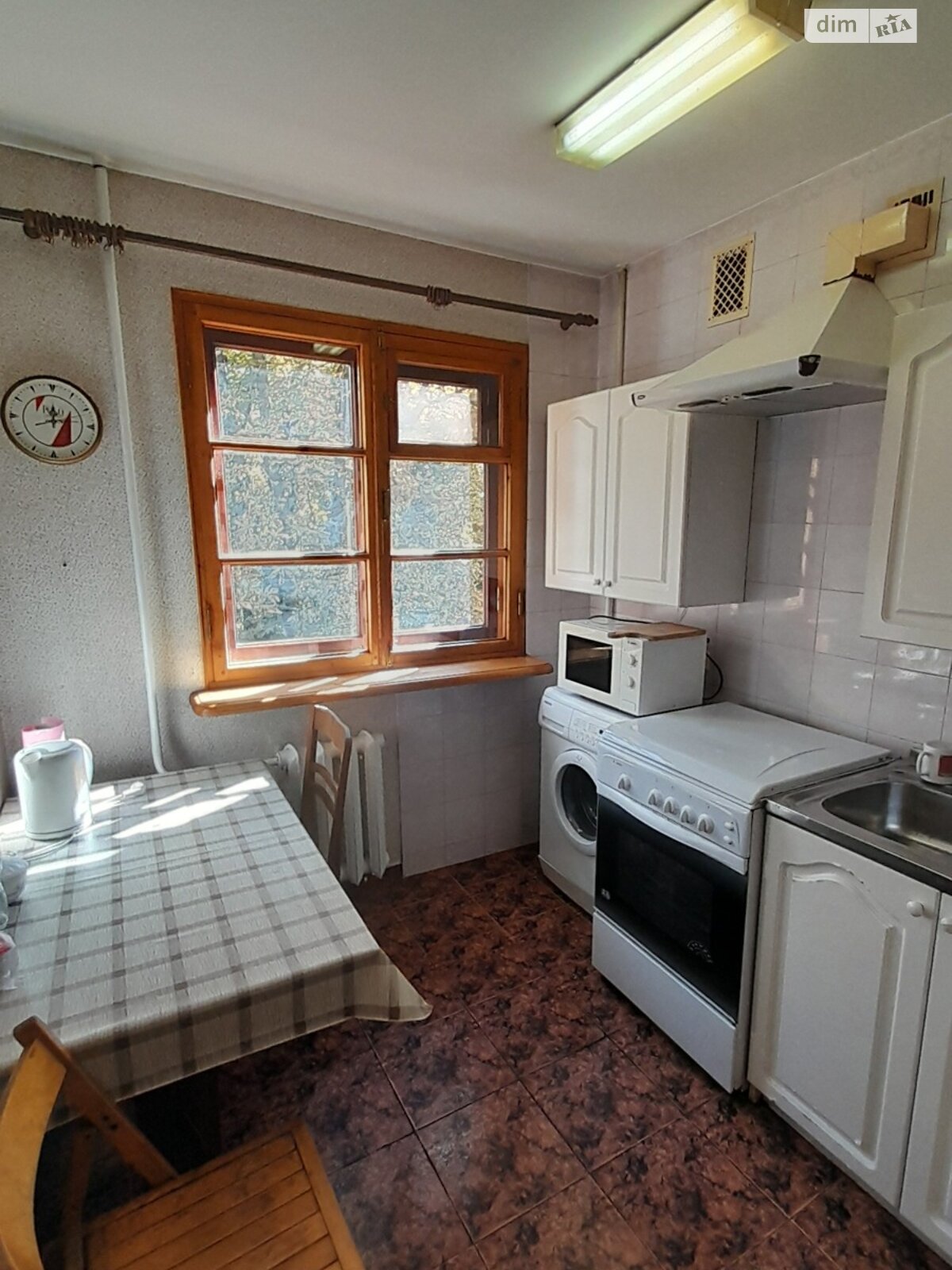 трикімнатна квартира в Одесі, район undefined, на просп. Небесної Сотні 5 в довготривалу оренду помісячно фото 1