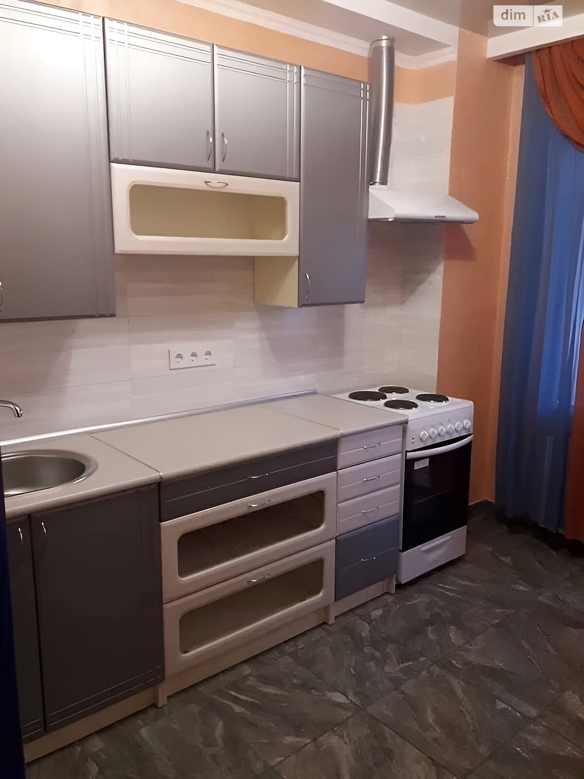 однокомнатная квартира в Одессе, район Киевский, на мас. Радужный 1 в аренду на долгий срок помесячно фото 1 однокомнатная квартира в Одессе, район Киевский, на мас. Радужный 1 в аренду на долгий срок помесячно фото 1