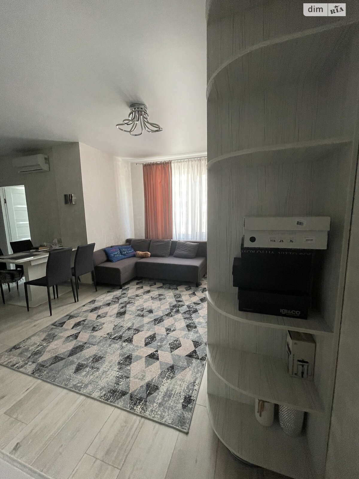 однокімнатна квартира з ремонтом в Одесі, район Київський, на мас. Радужний 20 в довготривалу оренду помісячно фото 1