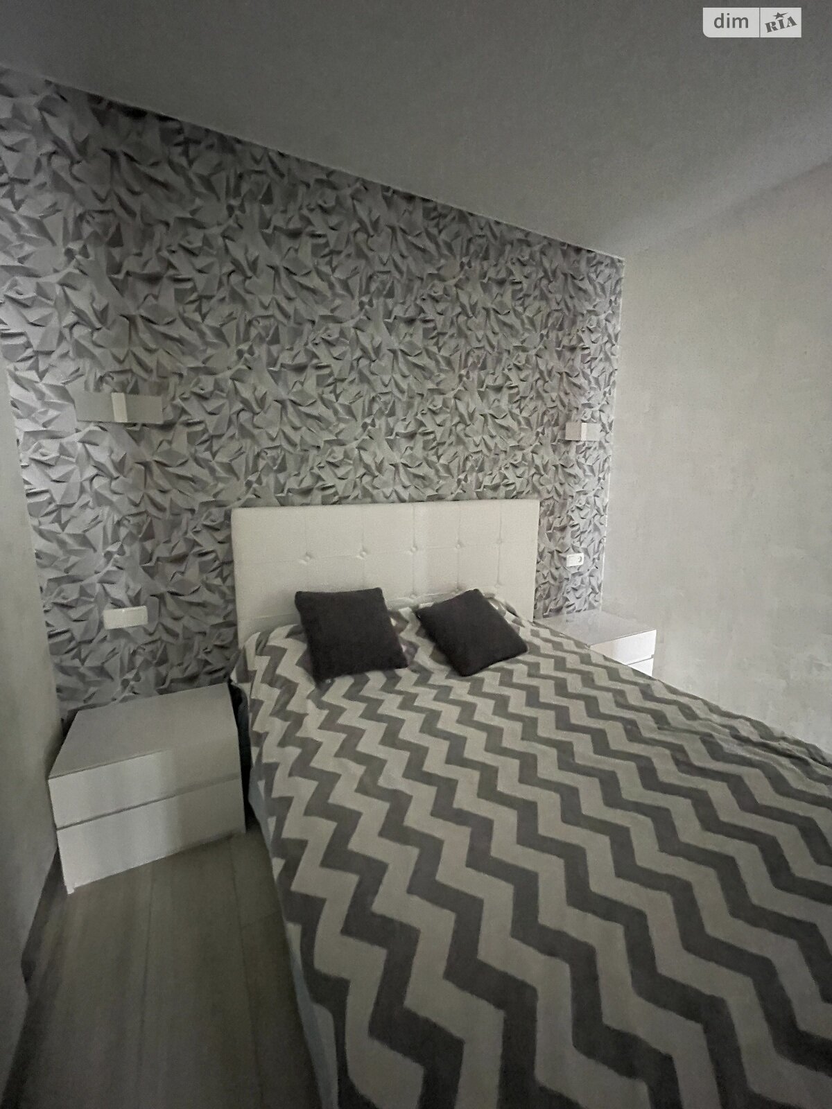 однокімнатна квартира з ремонтом в Одесі, район Київський, на мас. Радужний 20 в довготривалу оренду помісячно фото 1