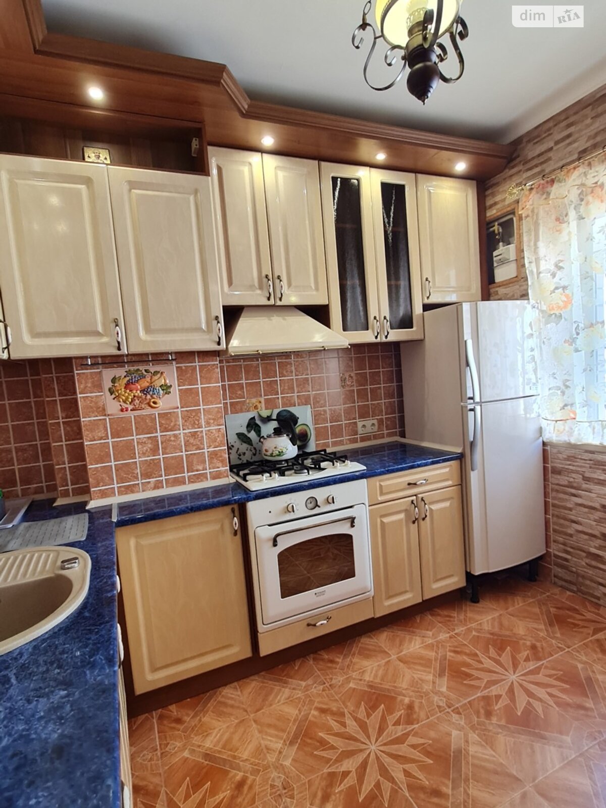 однокімнатна квартира в Одесі, район Київський, на мас. Радужний 2 в довготривалу оренду помісячно фото 1 однокімнатна квартира в Одесі, район Київський, на мас. Радужний 2 в довготривалу оренду помісячно фото 1