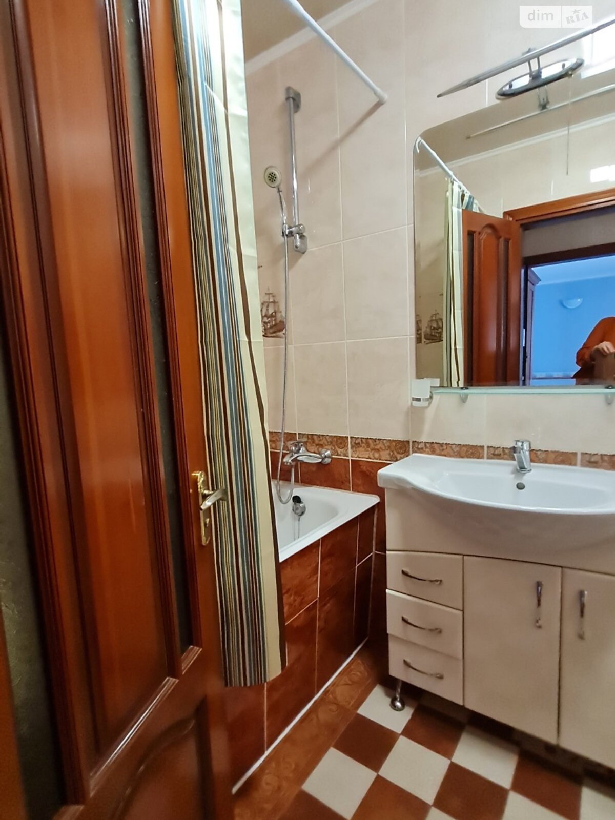 однокімнатна квартира в Одесі, район Київський, на мас. Радужний 2 в довготривалу оренду помісячно фото 1 однокімнатна квартира в Одесі, район Київський, на мас. Радужний 2 в довготривалу оренду помісячно фото 1