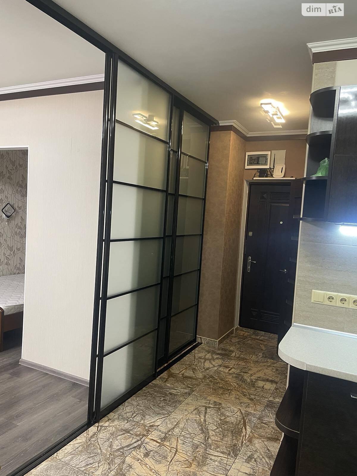 однокомнатная квартира в Одессе, район Киевский, на мас. Радужный в аренду на долгий срок помесячно фото 1