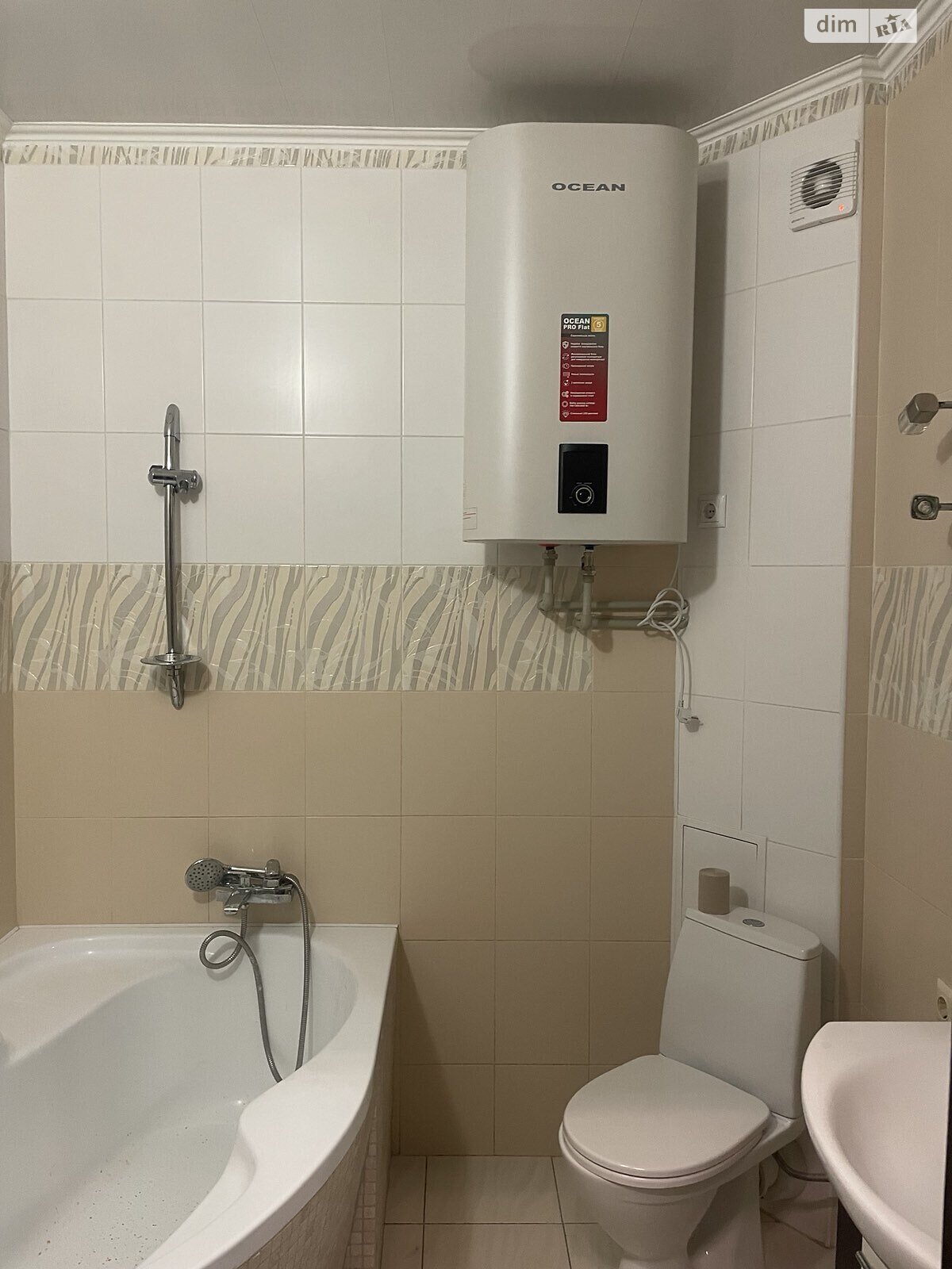 однокомнатная квартира в Одессе, район Киевский, на мас. Радужный в аренду на долгий срок помесячно фото 1