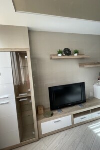 однокімнатна квартира з ремонтом в Одесі, район Київський, на мас. Радужний 15 в довготривалу оренду помісячно фото 2