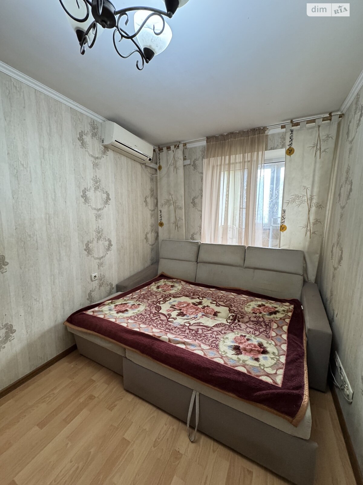 двокімнатна квартира в Одесі, район Київський, на вул. Сім’ї Глодан 63/1 в довготривалу оренду помісячно фото 1 двокімнатна квартира в Одесі, район Київський, на вул. Сім’ї Глодан 63/1 в довготривалу оренду помісячно фото 1