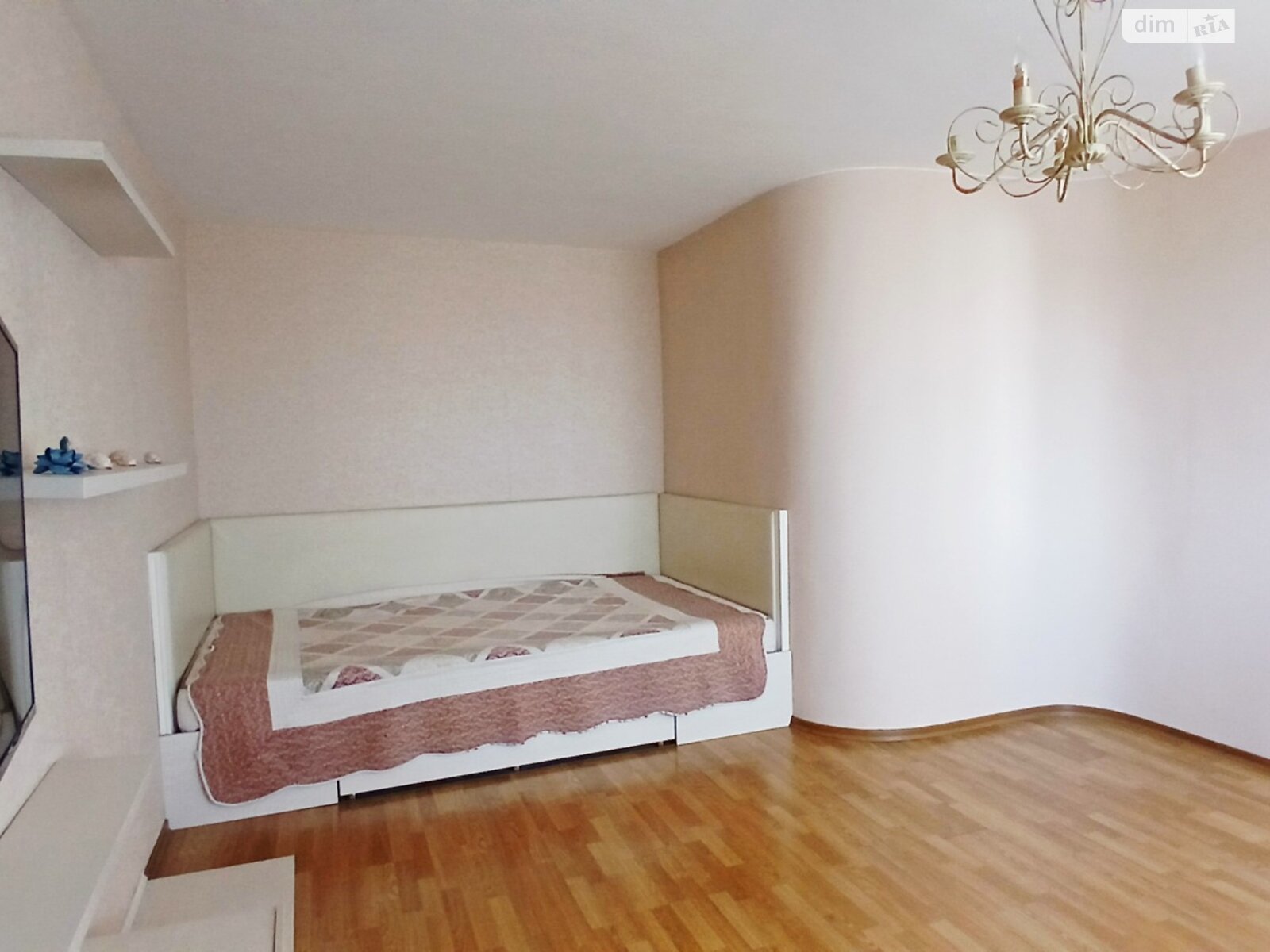 однокомнатная квартира в Одессе, район Киевский, на ул. Сергея Шелухина 35 в аренду на долгий срок помесячно фото 1 однокомнатная квартира в Одессе, район Киевский, на ул. Сергея Шелухина 35 в аренду на долгий срок помесячно фото 1