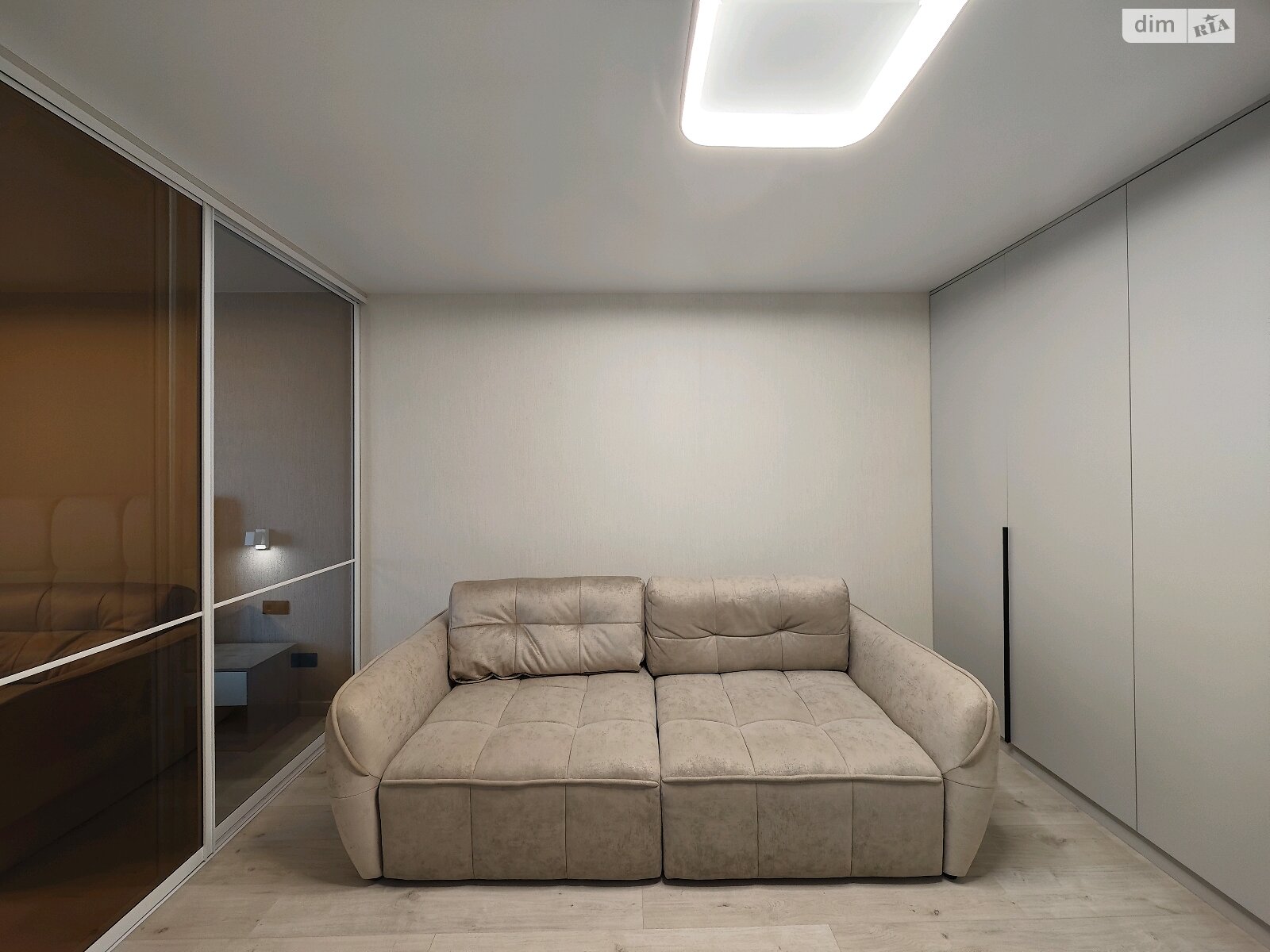 однокімнатна квартира в Одесі, район undefined, на вул. Варненська 27А/3 в довготривалу оренду помісячно фото 1 однокімнатна квартира в Одесі, район undefined, на вул. Варненська 27А/3 в довготривалу оренду помісячно фото 1