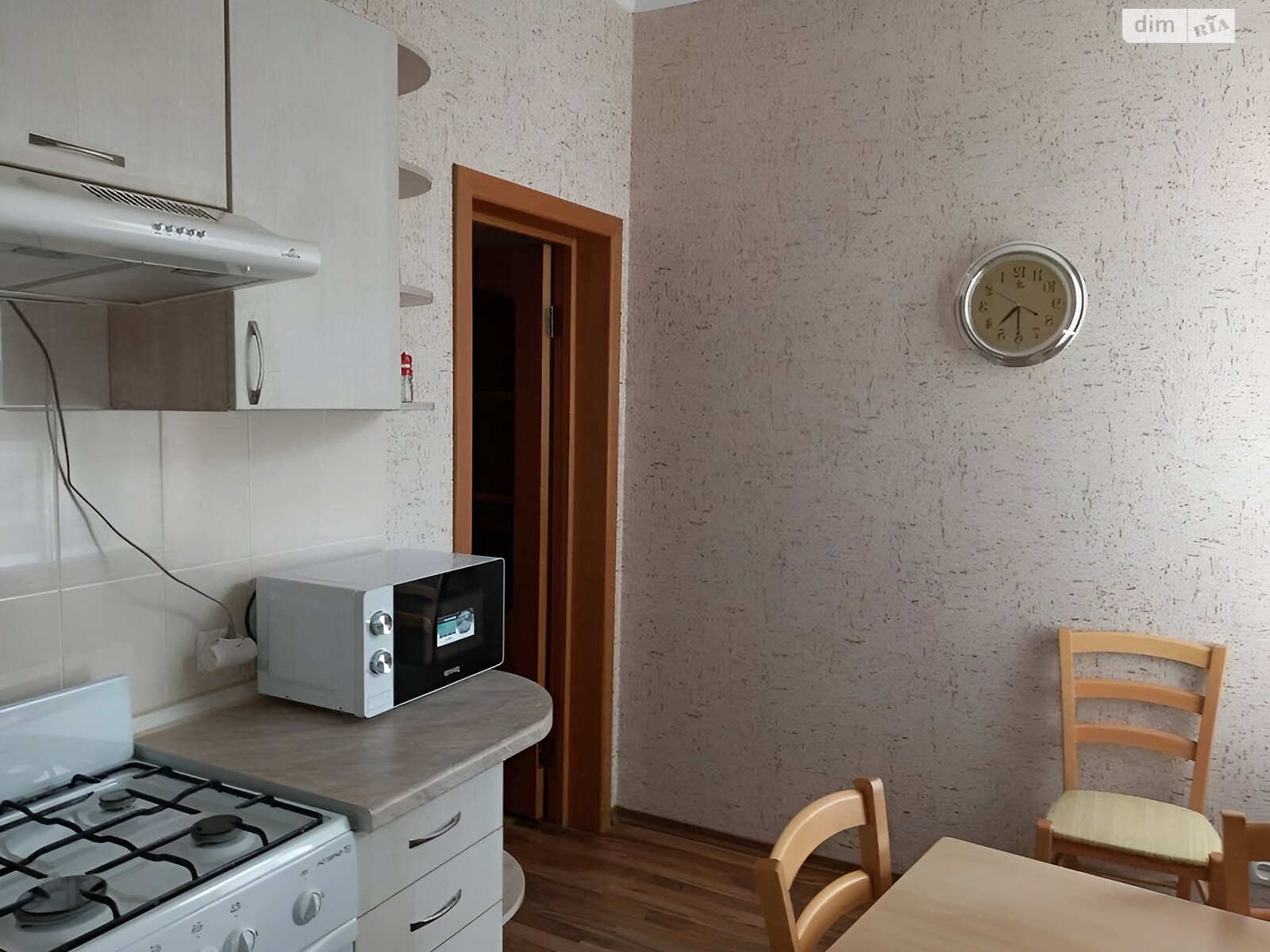 двухкомнатная квартира в Одессе, район Курсаки, на ул. Рихтера Святослава 134 в аренду на долгий срок помесячно фото 1 двухкомнатная квартира в Одессе, район Курсаки, на ул. Рихтера Святослава 134 в аренду на долгий срок помесячно фото 1