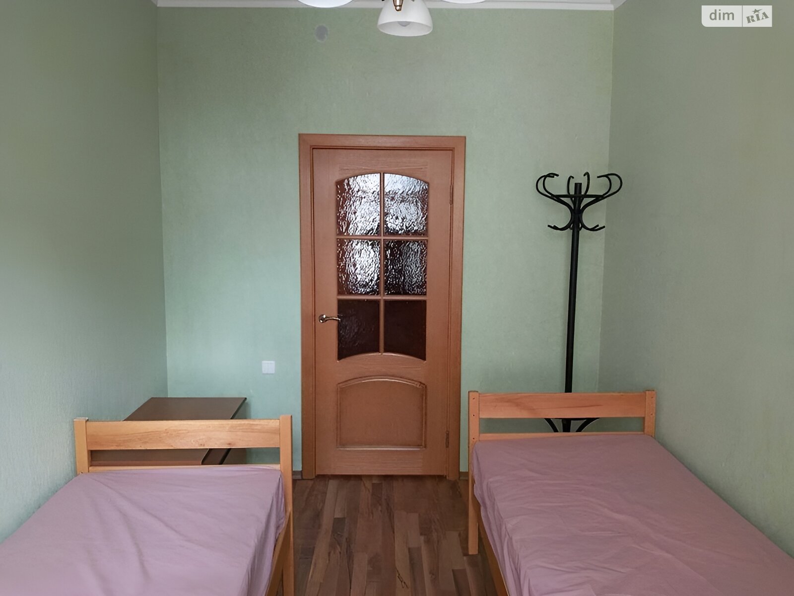 двухкомнатная квартира в Одессе, район Курсаки, на ул. Рихтера Святослава 134 в аренду на долгий срок помесячно фото 1 двухкомнатная квартира в Одессе, район Курсаки, на ул. Рихтера Святослава 134 в аренду на долгий срок помесячно фото 1