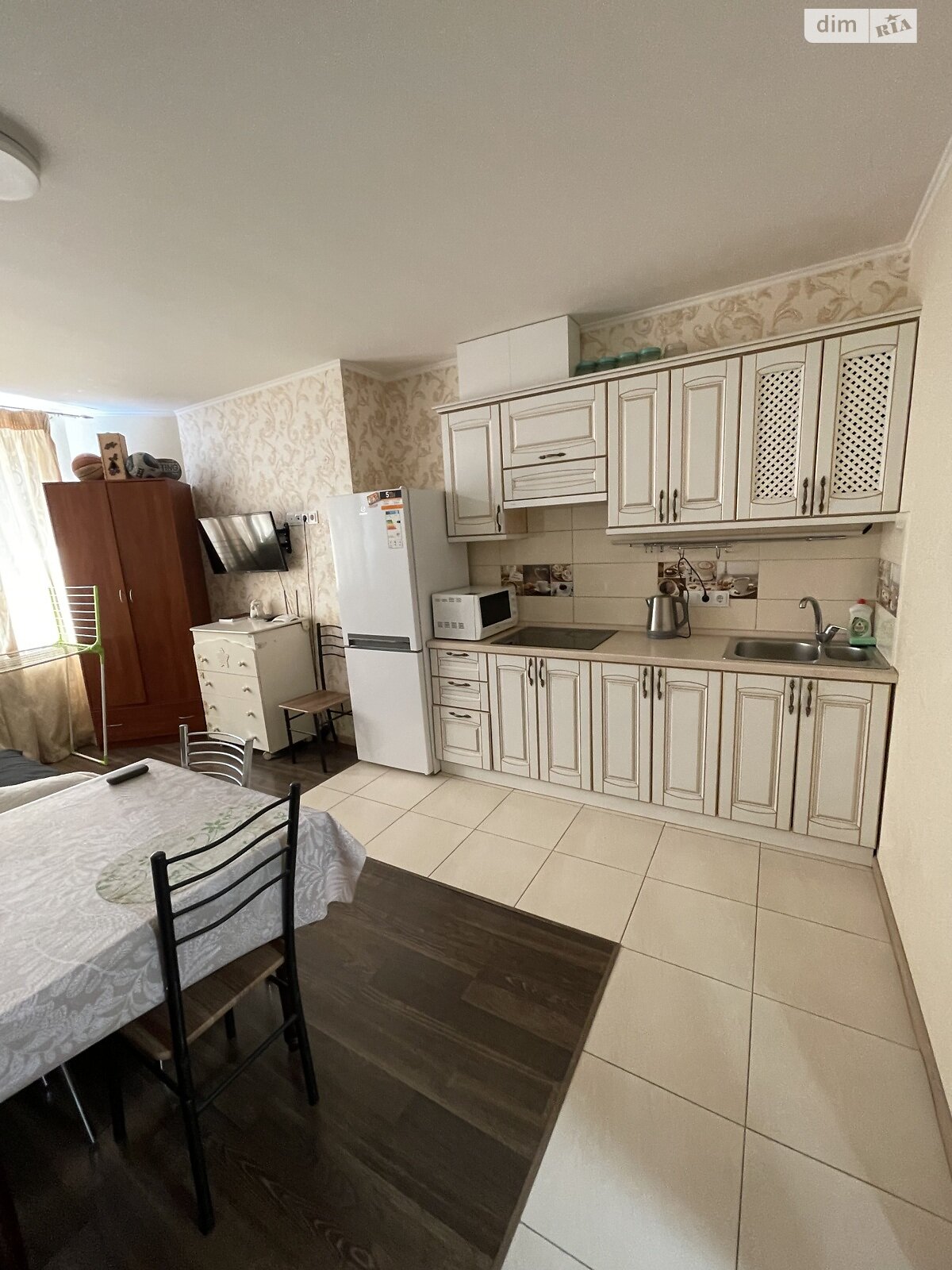 однокомнатная квартира с ремонтом в Одессе, район Курсаки, на ул. Старицкого 20/2 в аренду на долгий срок помесячно фото 1 однокомнатная квартира с ремонтом в Одессе, район Курсаки, на ул. Старицкого 20/2 в аренду на долгий срок помесячно фото 1