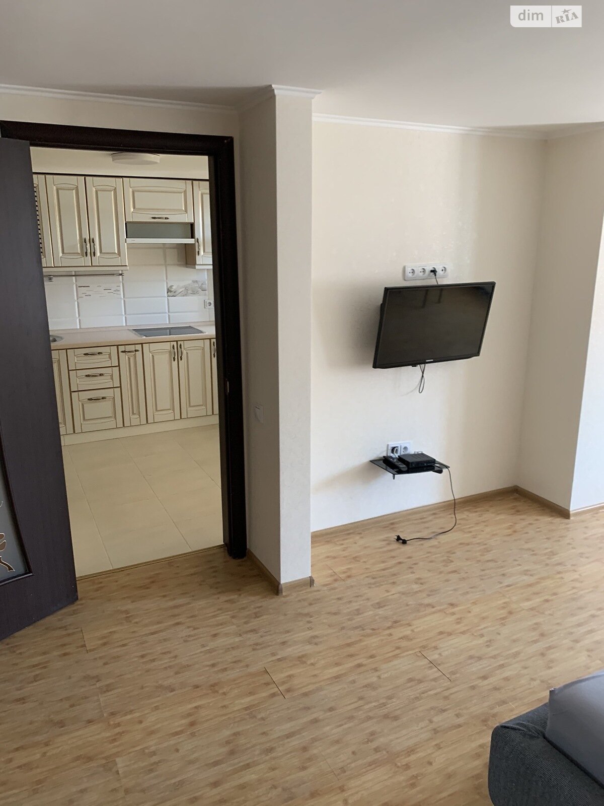 однокомнатная квартира с ремонтом в Одессе, район Курсаки, на ул. Старицкого 20/1 в аренду на долгий срок помесячно фото 1