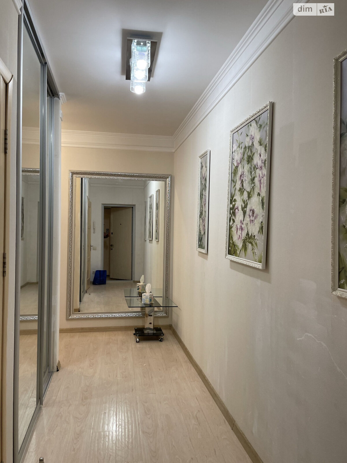 трехкомнатная квартира в Одессе, район Ланжерон, на пер. Обсерваторный 2/6 в аренду на долгий срок помесячно фото 1