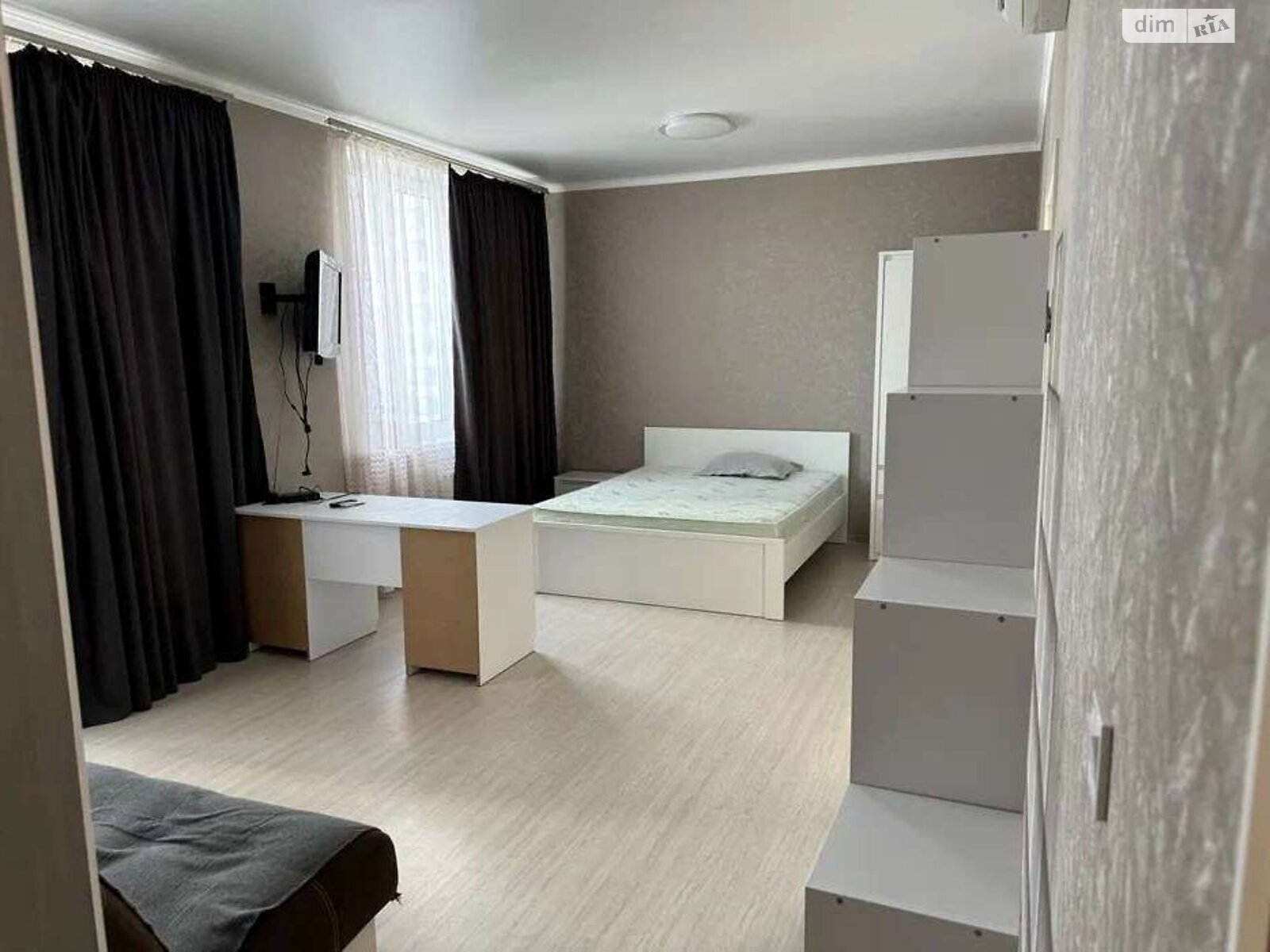 однокомнатная квартира в Одессе, на просп. Леси Украинки 19А в аренду на долгий срок помесячно фото 1 однокомнатная квартира в Одессе, на просп. Леси Украинки 19А в аренду на долгий срок помесячно фото 1