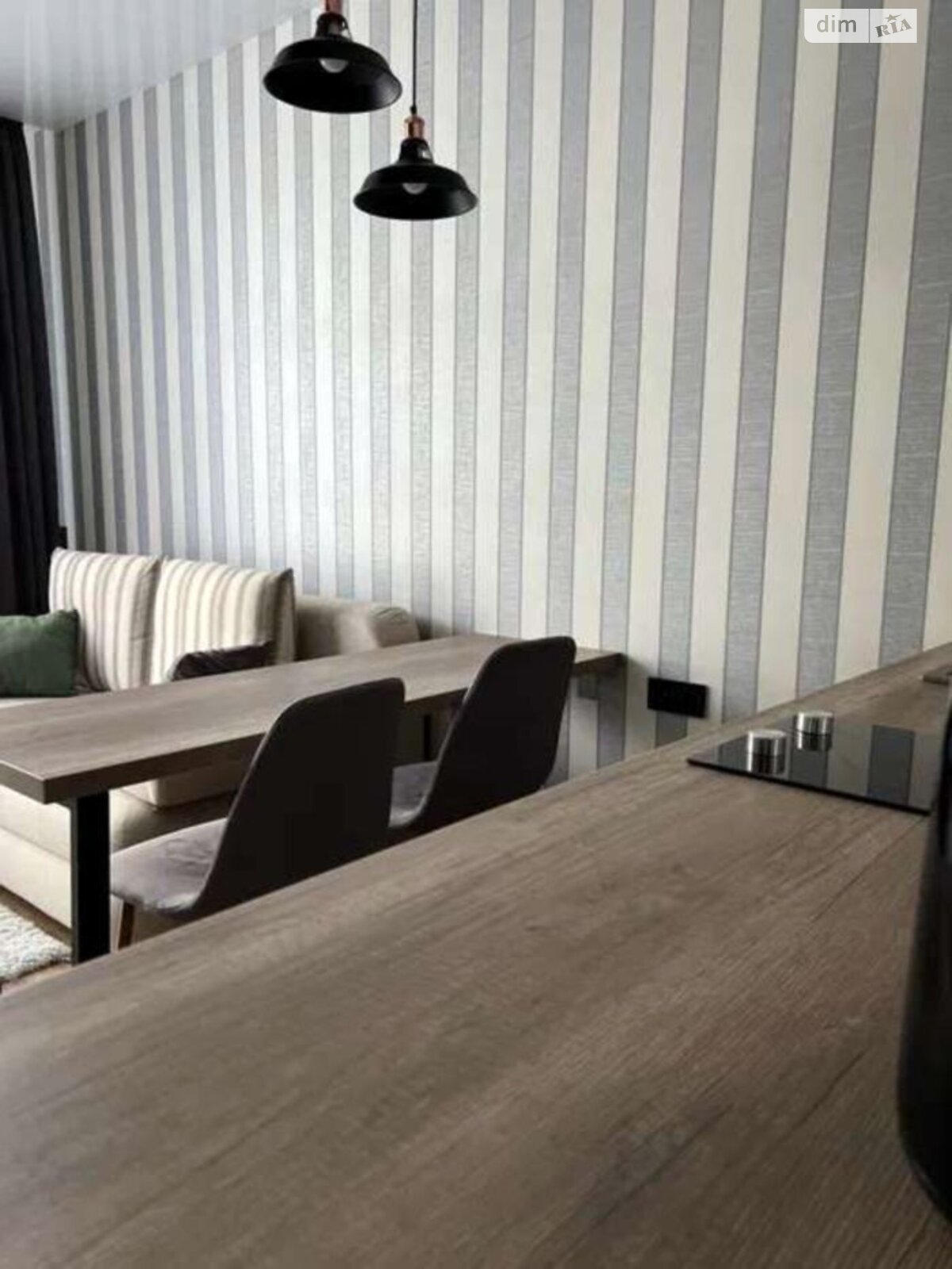 однокомнатная квартира в Одессе, на ул. Литературная 10 в аренду на долгий срок помесячно фото 1 однокомнатная квартира в Одессе, на ул. Литературная 10 в аренду на долгий срок помесячно фото 1