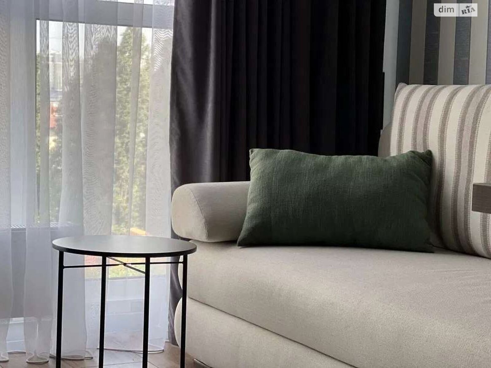 однокомнатная квартира в Одессе, на ул. Литературная 10 в аренду на долгий срок помесячно фото 1 однокомнатная квартира в Одессе, на ул. Литературная 10 в аренду на долгий срок помесячно фото 1