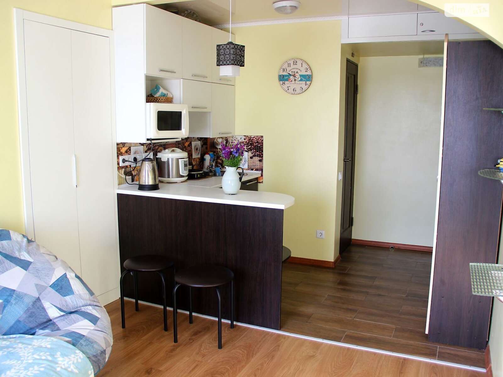 однокомнатная квартира в Одессе, район Лузановка, на дор. Николаевская 301А в аренду на долгий срок помесячно фото 1 однокомнатная квартира в Одессе, район Лузановка, на дор. Николаевская 301А в аренду на долгий срок помесячно фото 1