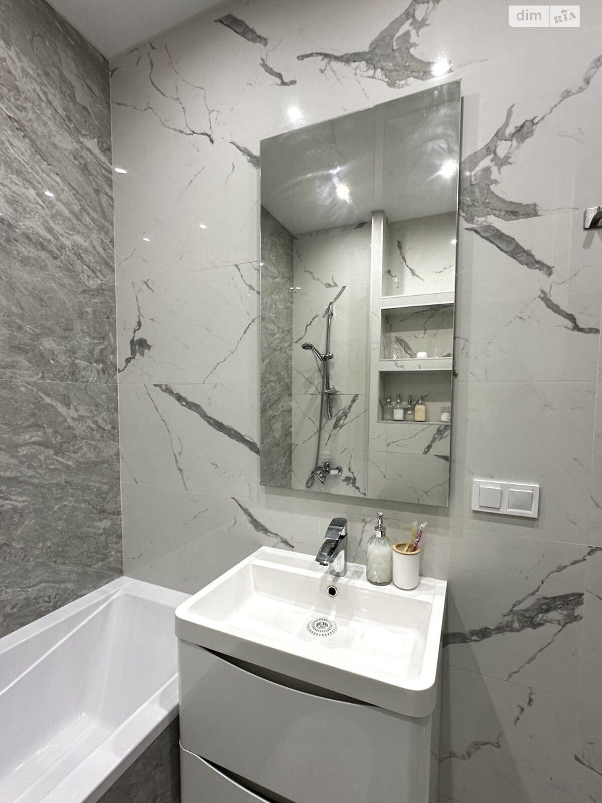 однокімнатна квартира в Одесі, район Лузанівка, на вул. Штильова 21/1 в довготривалу оренду помісячно фото 1