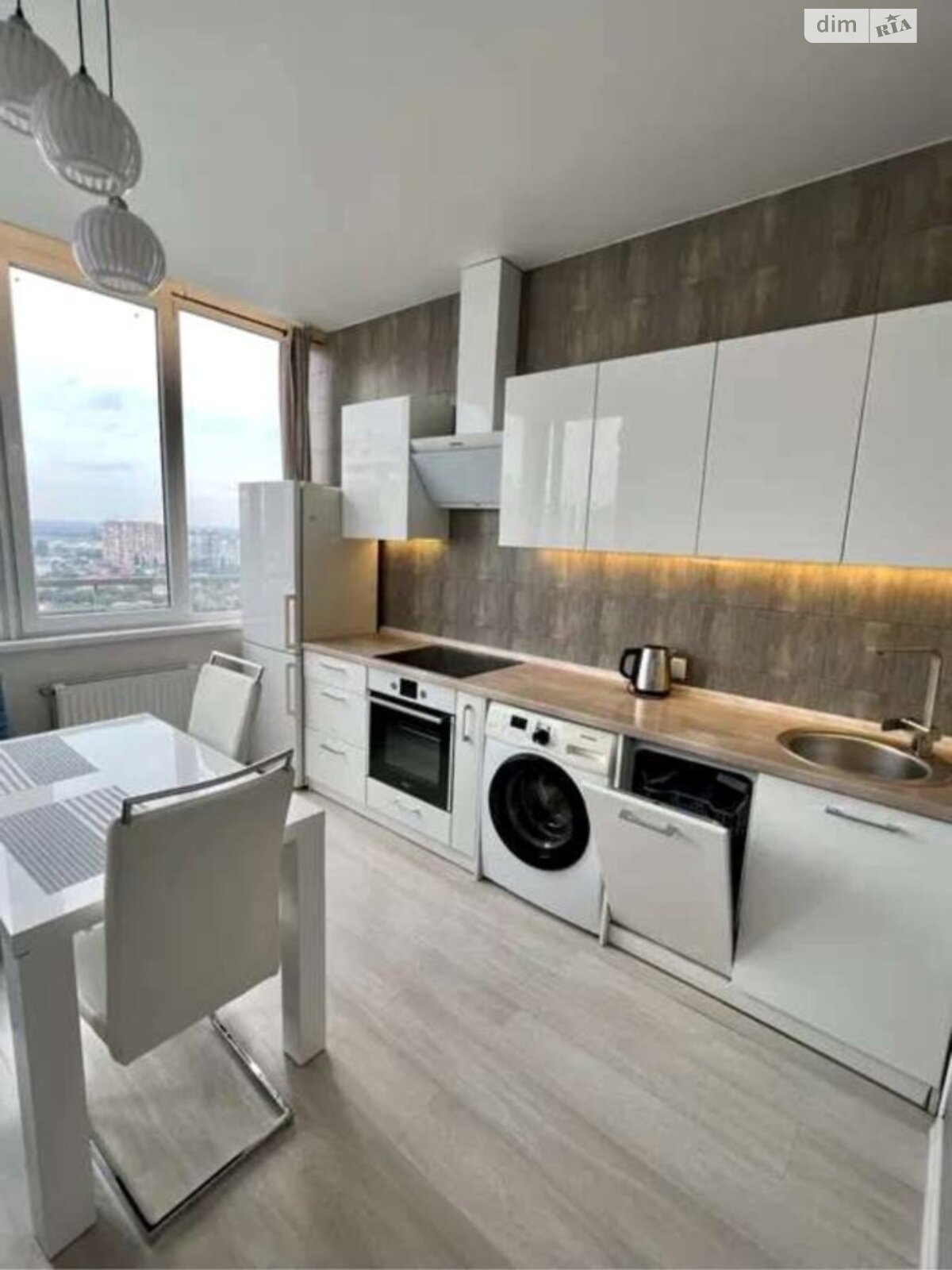 однокомнатная квартира в Одессе, на ул. Люстдорфская дорога в аренду на долгий срок помесячно фото 1 однокомнатная квартира в Одессе, на ул. Люстдорфская дорога в аренду на долгий срок помесячно фото 1