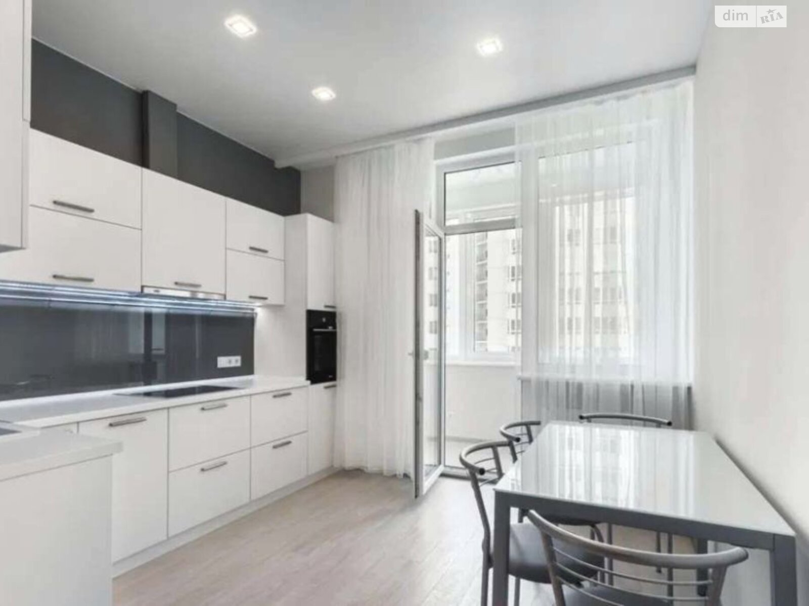 однокомнатная квартира в Одессе, на ул. Люстдорфская дорога 90А в аренду на долгий срок помесячно фото 1 однокомнатная квартира в Одессе, на ул. Люстдорфская дорога 90А в аренду на долгий срок помесячно фото 1