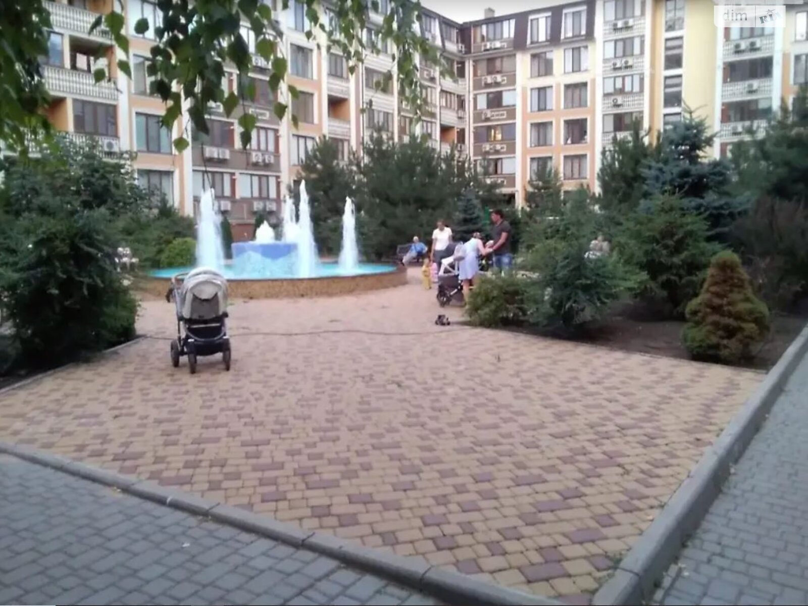 однокімнатна квартира в Одесі, район Малий Фонтан, на вул. Добровольців 10Г в довготривалу оренду помісячно фото 1 однокімнатна квартира в Одесі, район Малий Фонтан, на вул. Добровольців 10Г в довготривалу оренду помісячно фото 1