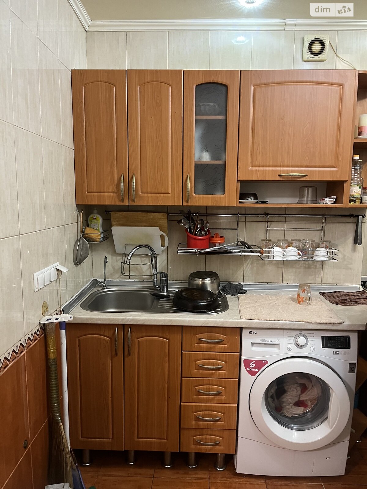 однокомнатная квартира в Одессе, на ул. Михаила Грушевского в аренду на долгий срок помесячно фото 1 однокомнатная квартира в Одессе, на ул. Михаила Грушевского в аренду на долгий срок помесячно фото 1