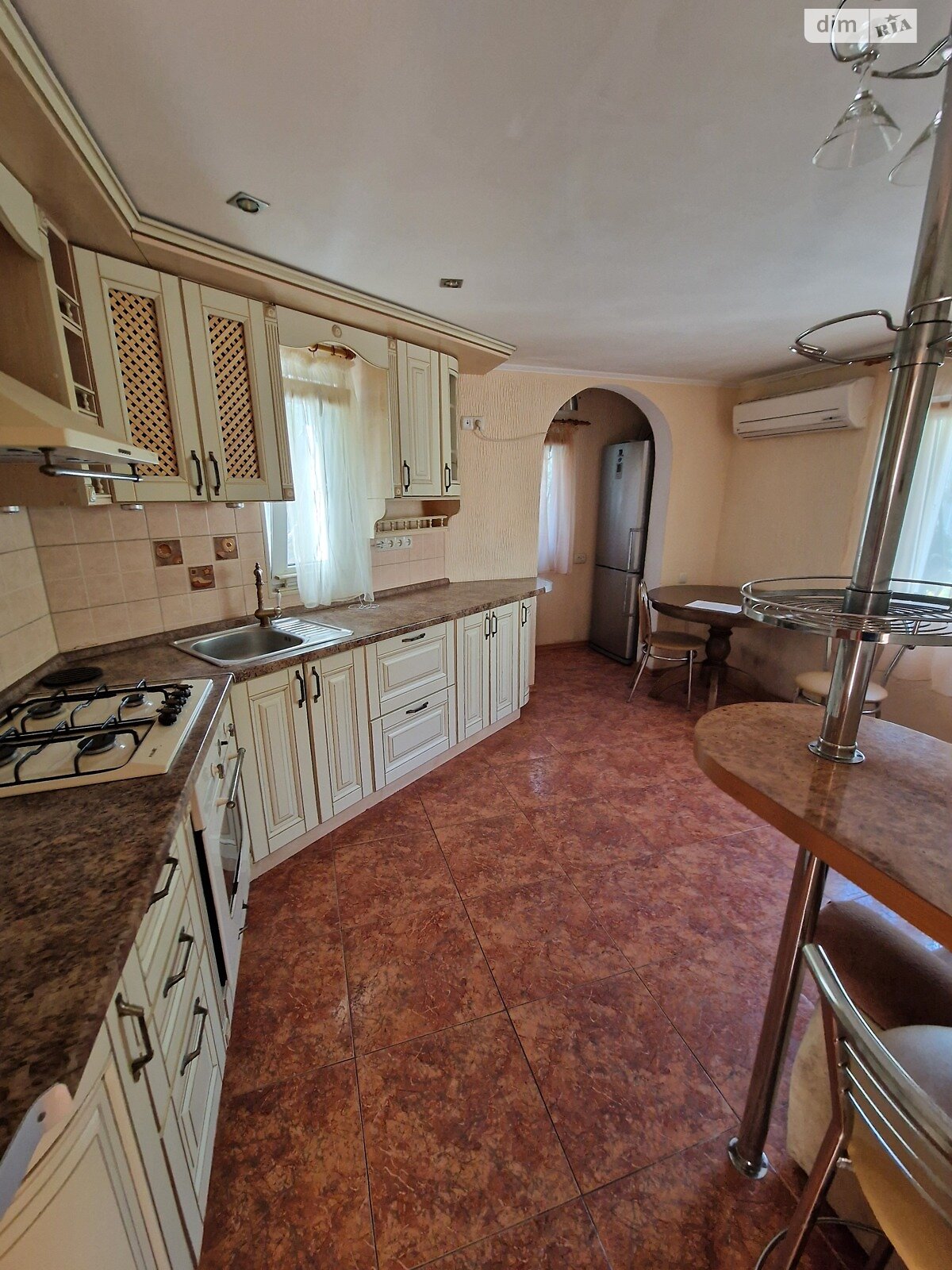 однокімнатна квартира в Одесі, район Молдаванка, на вул. Геннадія Афанасьєва в довготривалу оренду помісячно фото 1 однокімнатна квартира в Одесі, район Молдаванка, на вул. Геннадія Афанасьєва в довготривалу оренду помісячно фото 1