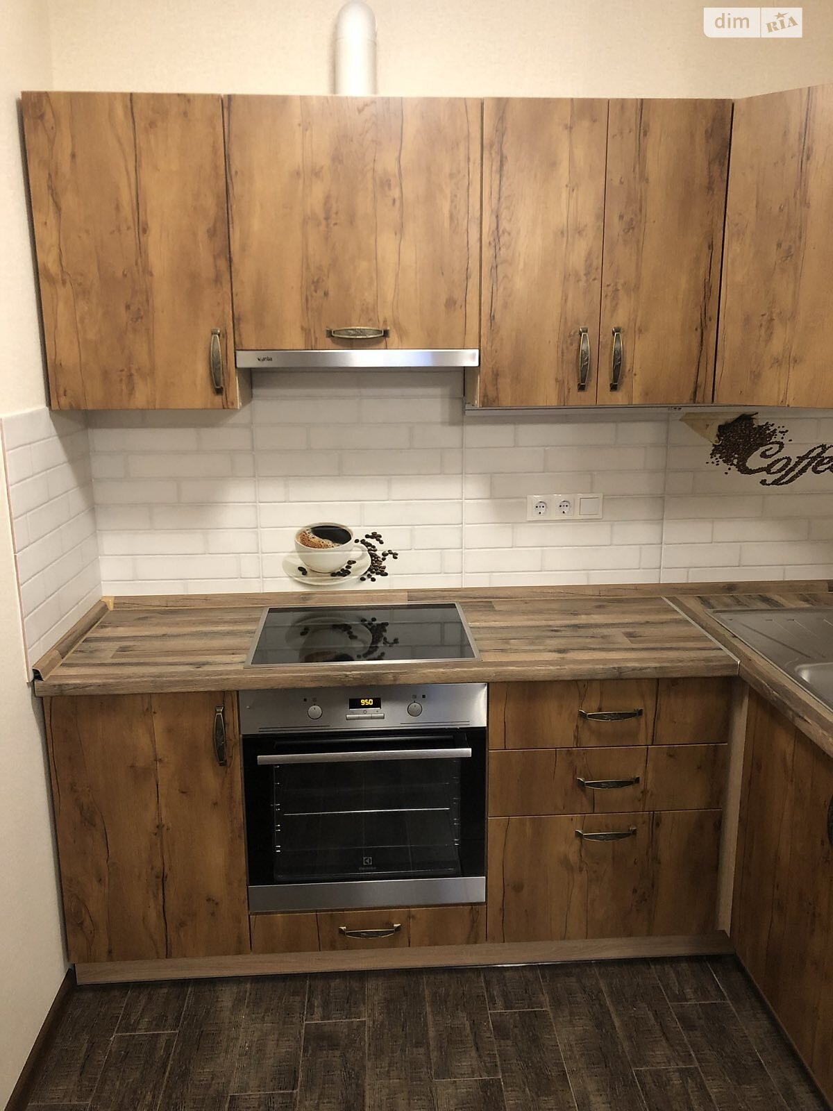 однокомнатная квартира в Одессе, район Молдаванка, на ул. Геннадия Афанасьева 11 в аренду на долгий срок помесячно фото 1