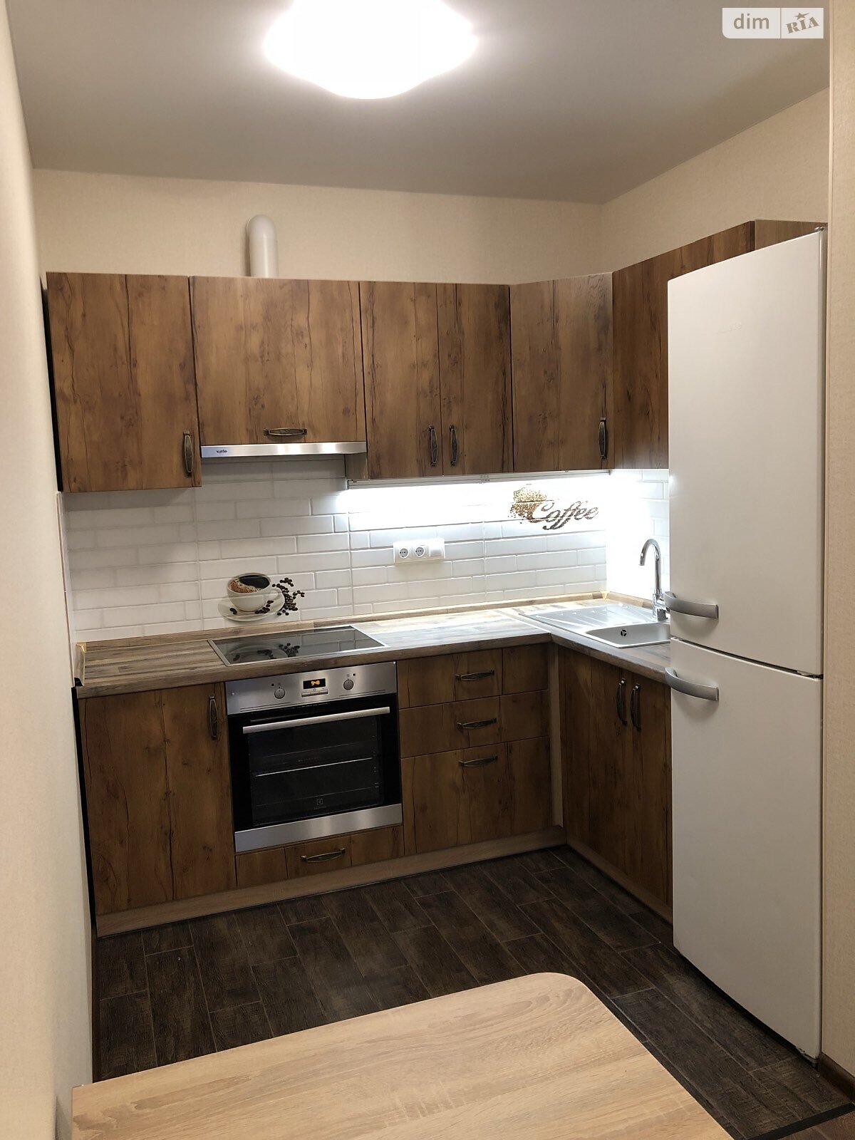 однокомнатная квартира в Одессе, район Молдаванка, на ул. Геннадия Афанасьева 11 в аренду на долгий срок помесячно фото 1