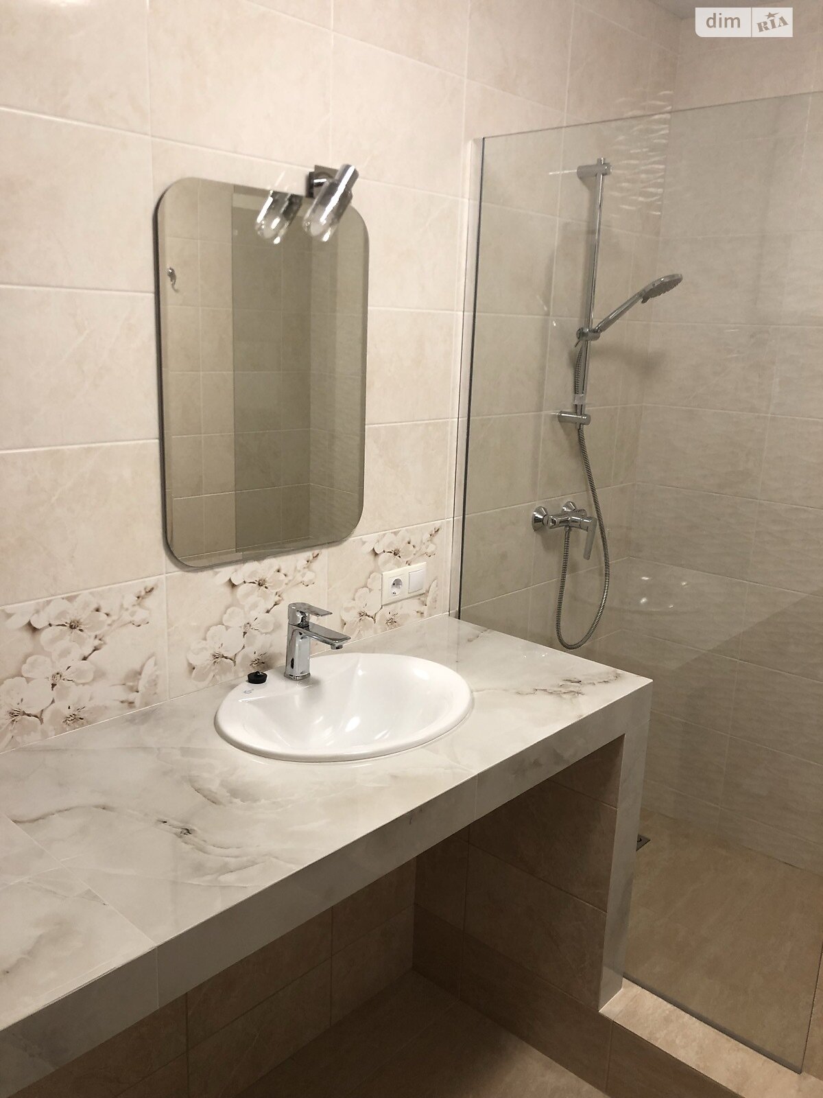 однокомнатная квартира в Одессе, район Молдаванка, на ул. Геннадия Афанасьева 11 в аренду на долгий срок помесячно фото 1