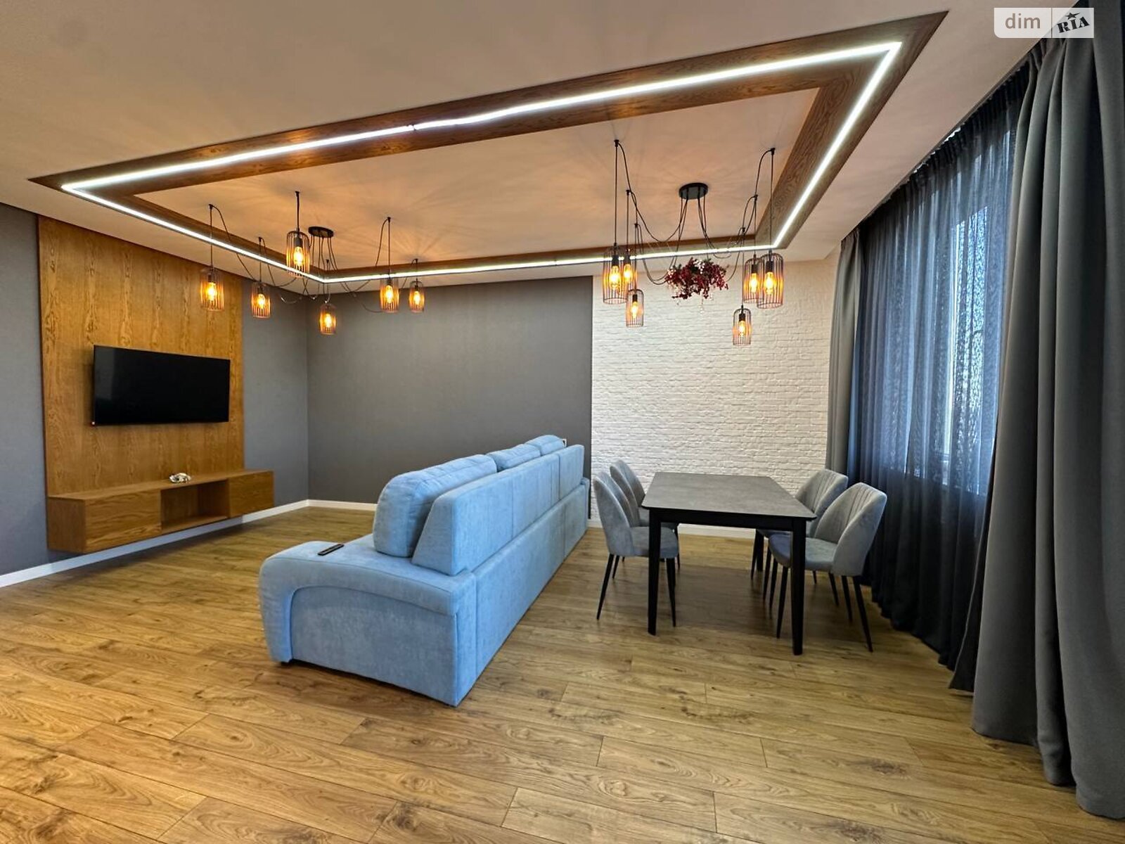 трехкомнатная квартира в Одессе, район Молдаванка, на ул. Михайловская 8 корпус 2 в аренду на долгий срок помесячно фото 1