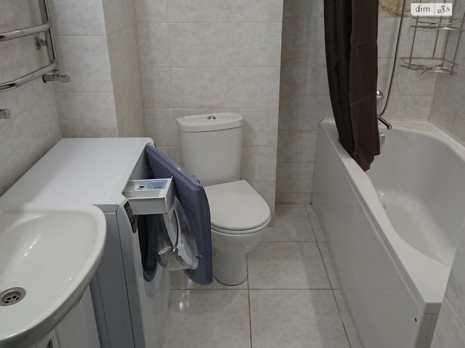 двокімнатна квартира в Одесі, район Молдаванка, на вул. Прохоровська 39 в довготривалу оренду помісячно фото 1