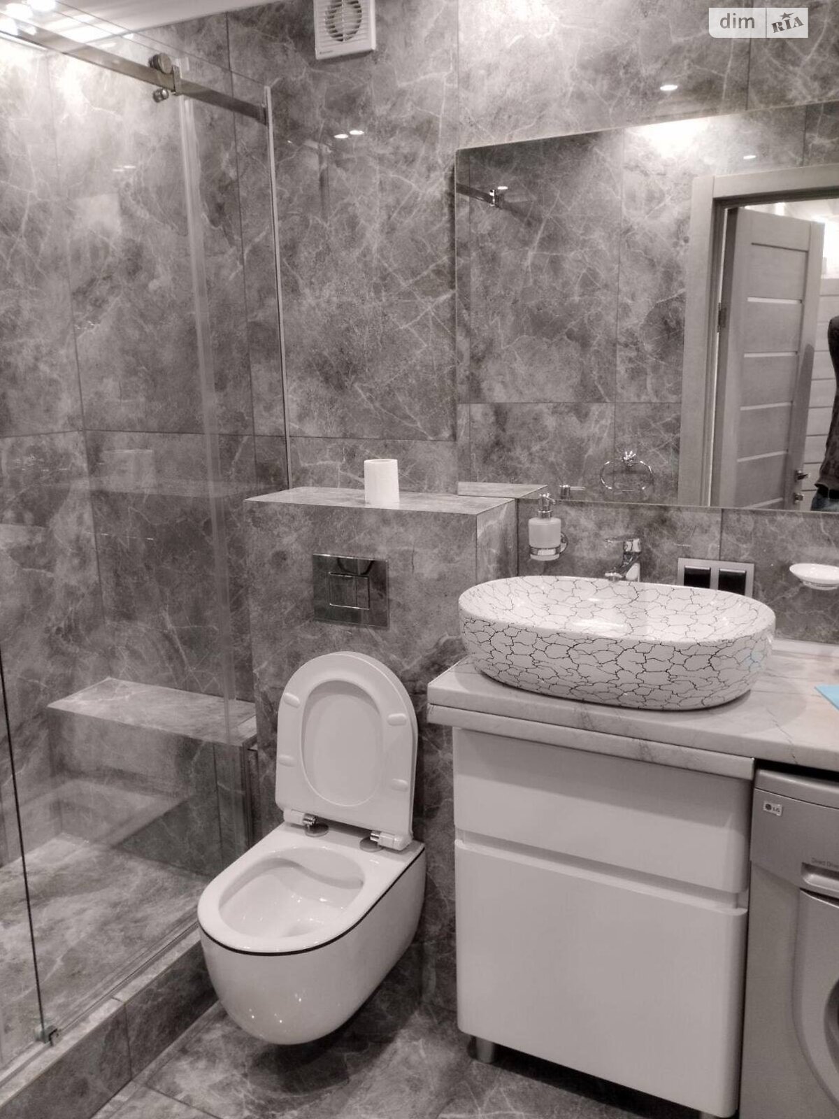 двухкомнатная квартира в Одессе, район Молдаванка, на ул. Запорожская 10 в аренду на долгий срок помесячно фото 1