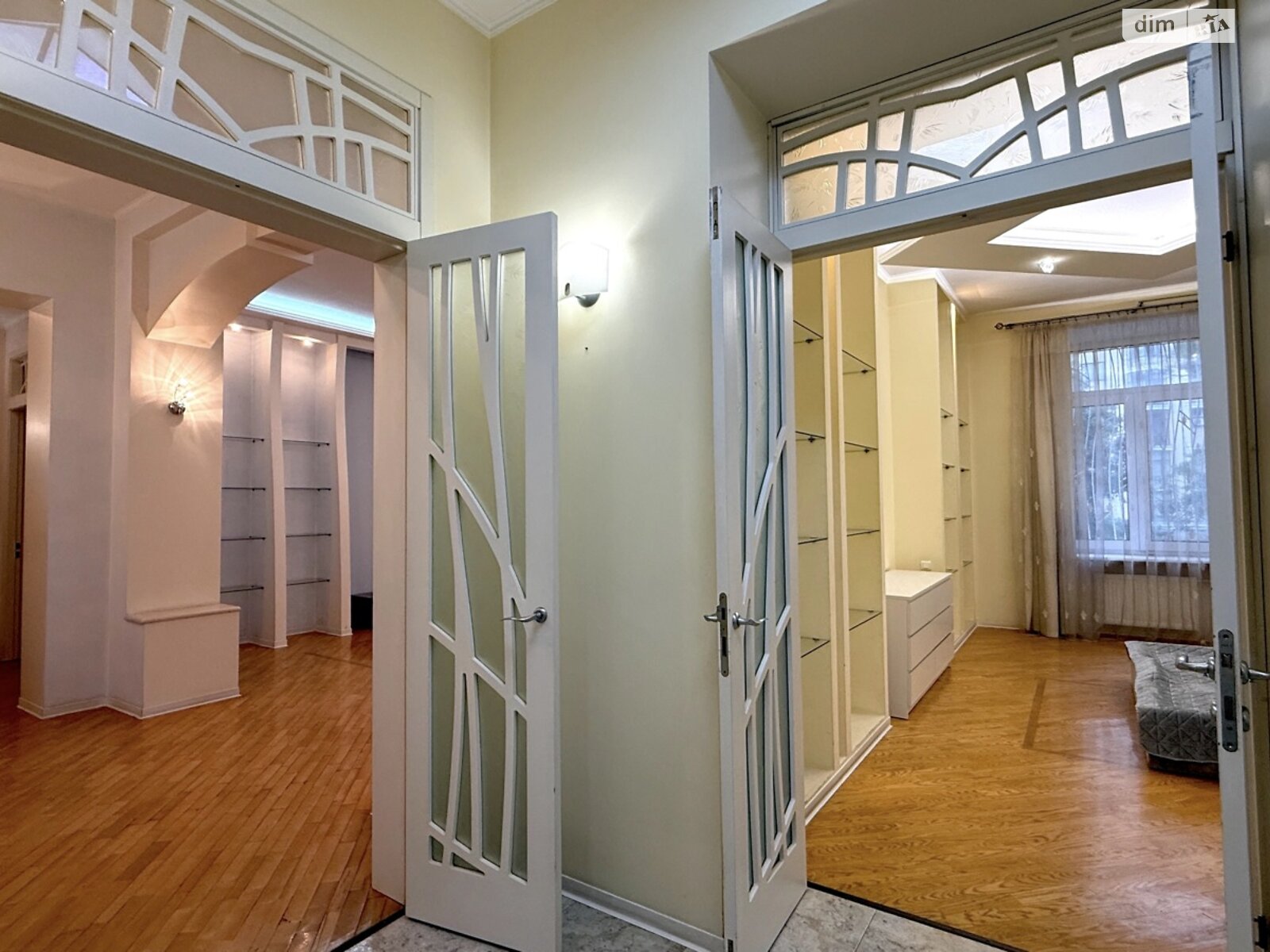 трехкомнатная квартира в Одессе, район Отрада, на бул. Французский 11А в аренду на долгий срок помесячно фото 1