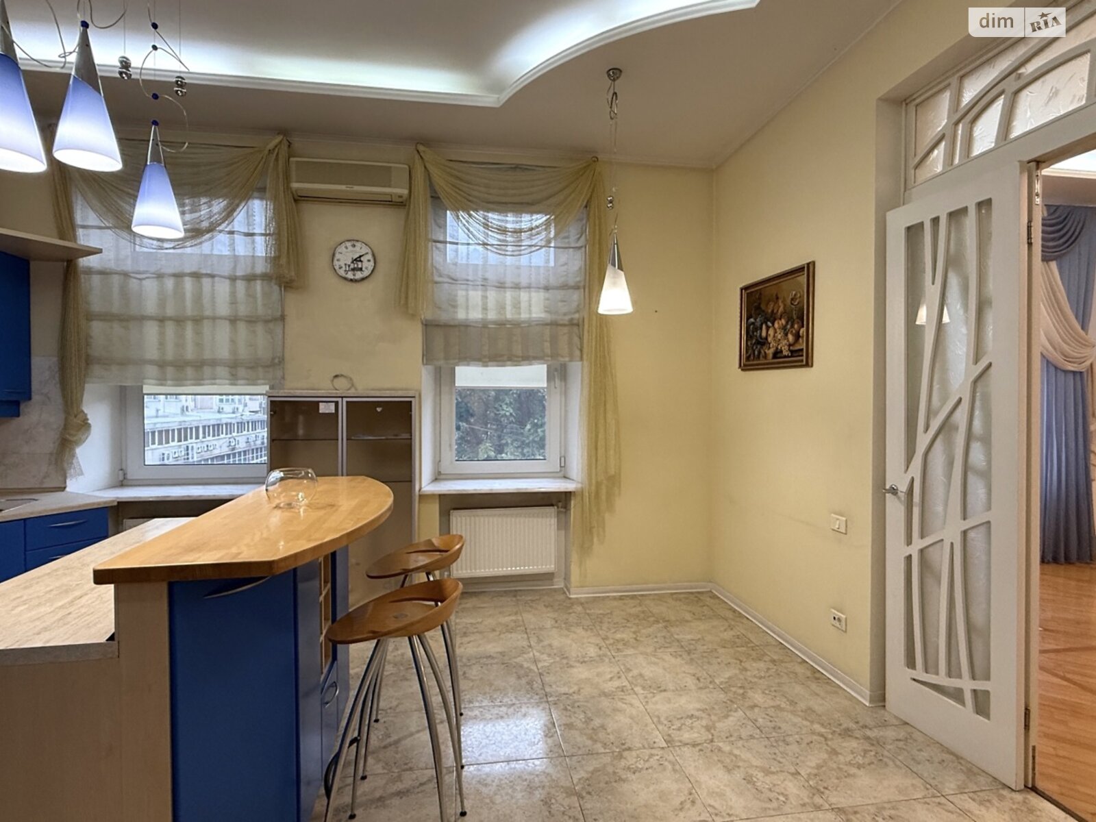 трехкомнатная квартира в Одессе, район Отрада, на бул. Французский 11А в аренду на долгий срок помесячно фото 1