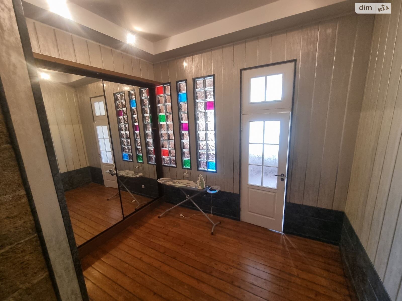 чотирикімнатна квартира в Одесі, на вул. Відрадна 8 в довготривалу оренду помісячно фото 1