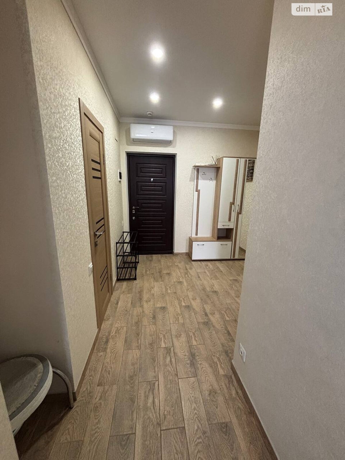 однокімнатна квартира в Одесі, район Пересипський, на вул. Академіка Сахарова 3В в довготривалу оренду помісячно фото 1 однокімнатна квартира в Одесі, район Пересипський, на вул. Академіка Сахарова 3В в довготривалу оренду помісячно фото 1