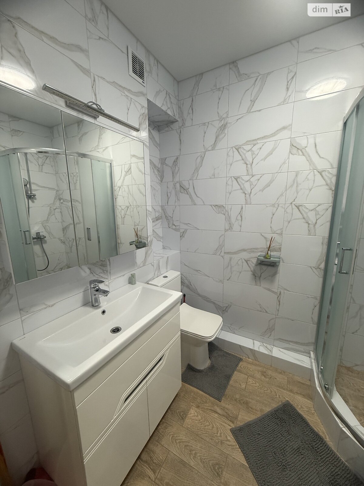 однокімнатна квартира в Одесі, район Пересипський, на вул. Академіка Сахарова 3В в довготривалу оренду помісячно фото 1 однокімнатна квартира в Одесі, район Пересипський, на вул. Академіка Сахарова 3В в довготривалу оренду помісячно фото 1