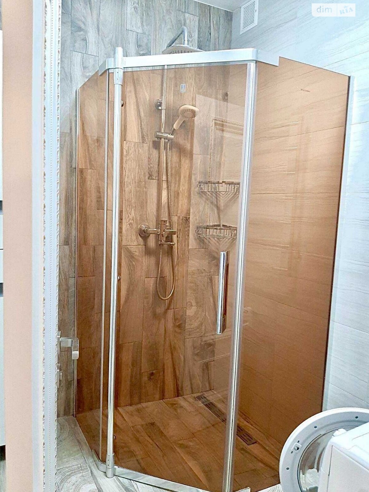 двухкомнатная квартира в Одессе, район Пересыпский, на ул. Академика Сахарова 3 в аренду на долгий срок помесячно фото 1