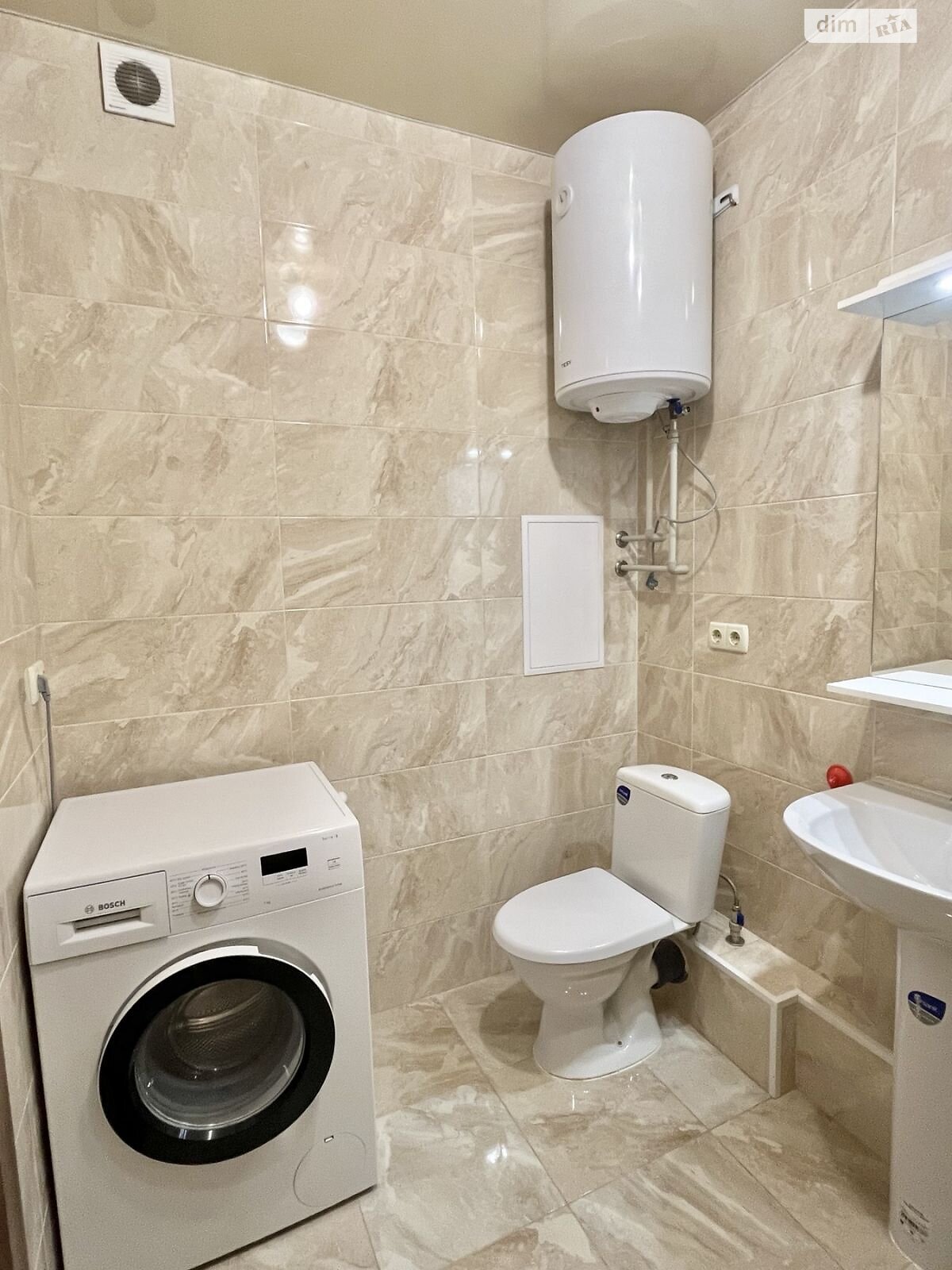 однокомнатная квартира в Одессе, район Пересыпский, на ул. Академика Сахарова в аренду на долгий срок помесячно фото 1