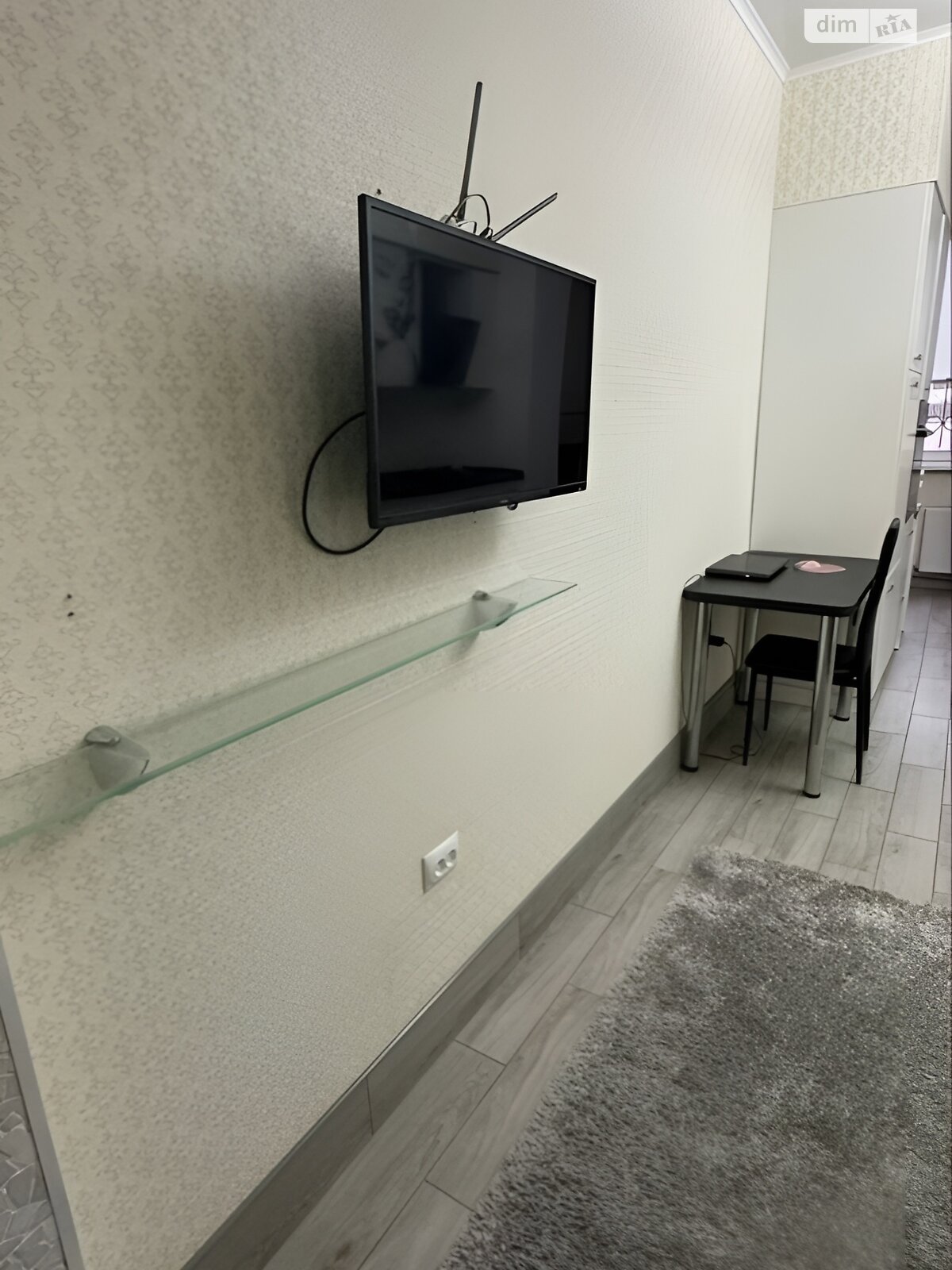 однокомнатная квартира в Одессе, район Пересыпский, на ул. Академика Заболотного 63 в аренду на долгий срок помесячно фото 1 однокомнатная квартира в Одессе, район Пересыпский, на ул. Академика Заболотного 63 в аренду на долгий срок помесячно фото 1