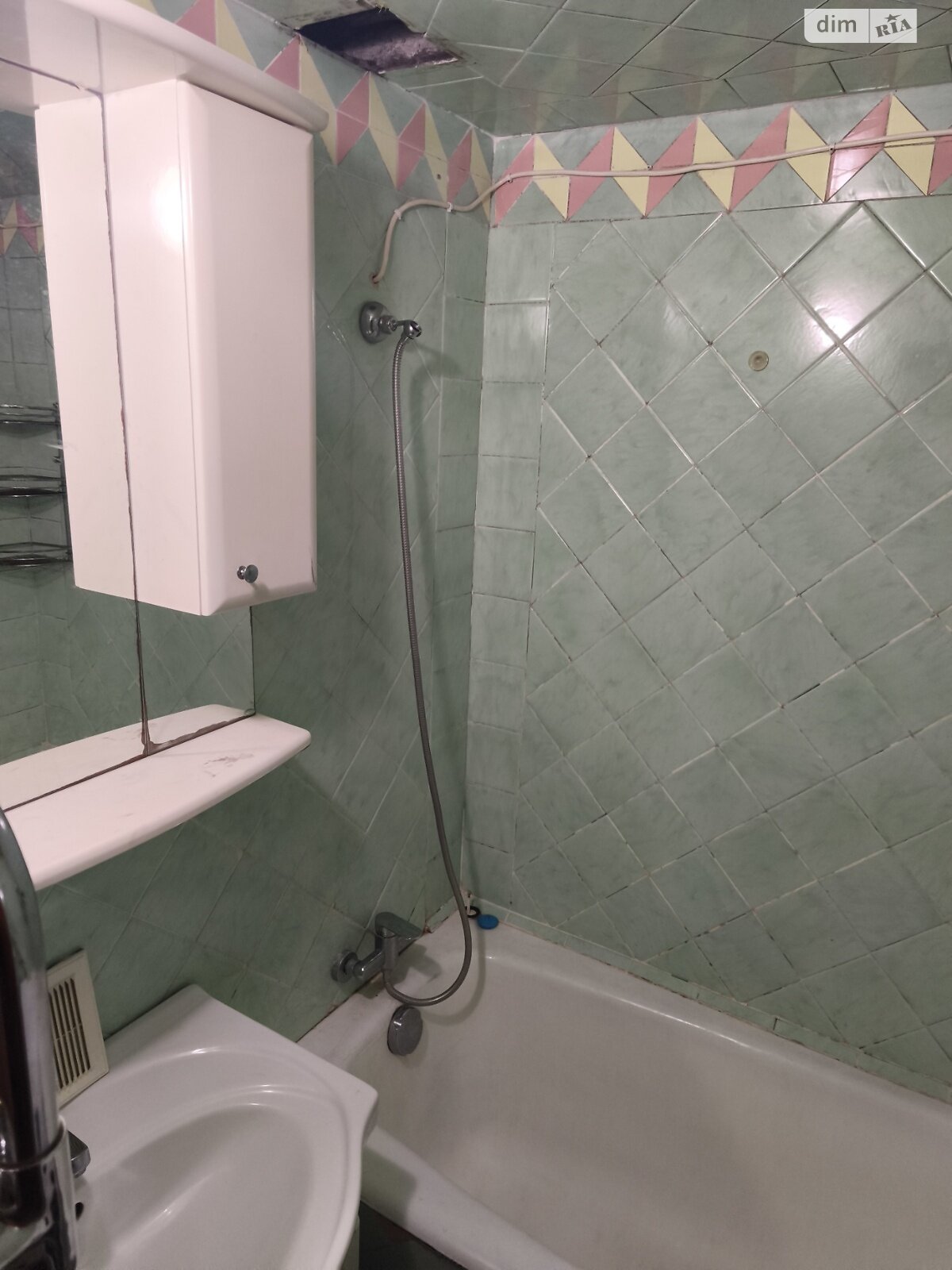 двухкомнатная квартира в Одессе, район Пересыпский, на ул. Академика Заболотного в аренду на долгий срок помесячно фото 1