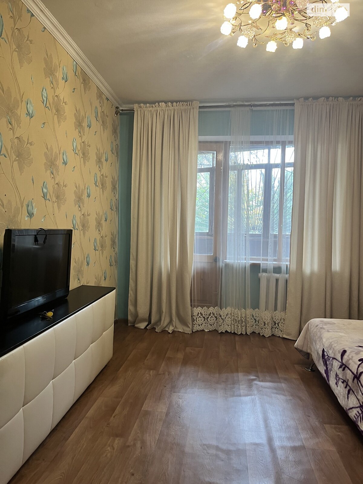 трехкомнатная квартира в Одессе, район Пересыпский, на ул. Владислава Бувалкина 52 в аренду на долгий срок помесячно фото 1 трехкомнатная квартира в Одессе, район Пересыпский, на ул. Владислава Бувалкина 52 в аренду на долгий срок помесячно фото 1