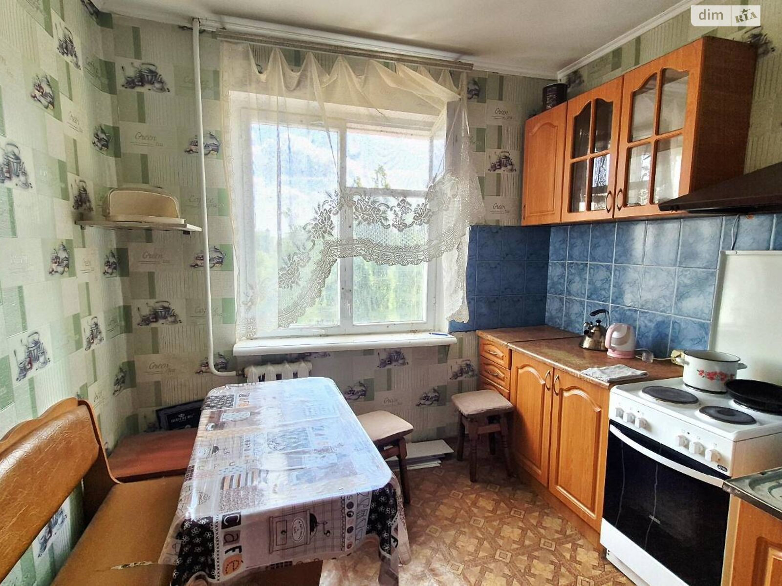 трикімнатна квартира в Одесі, район Містечко Котовського, на вул. 28-ї Бригади 31 в довготривалу оренду помісячно фото 1