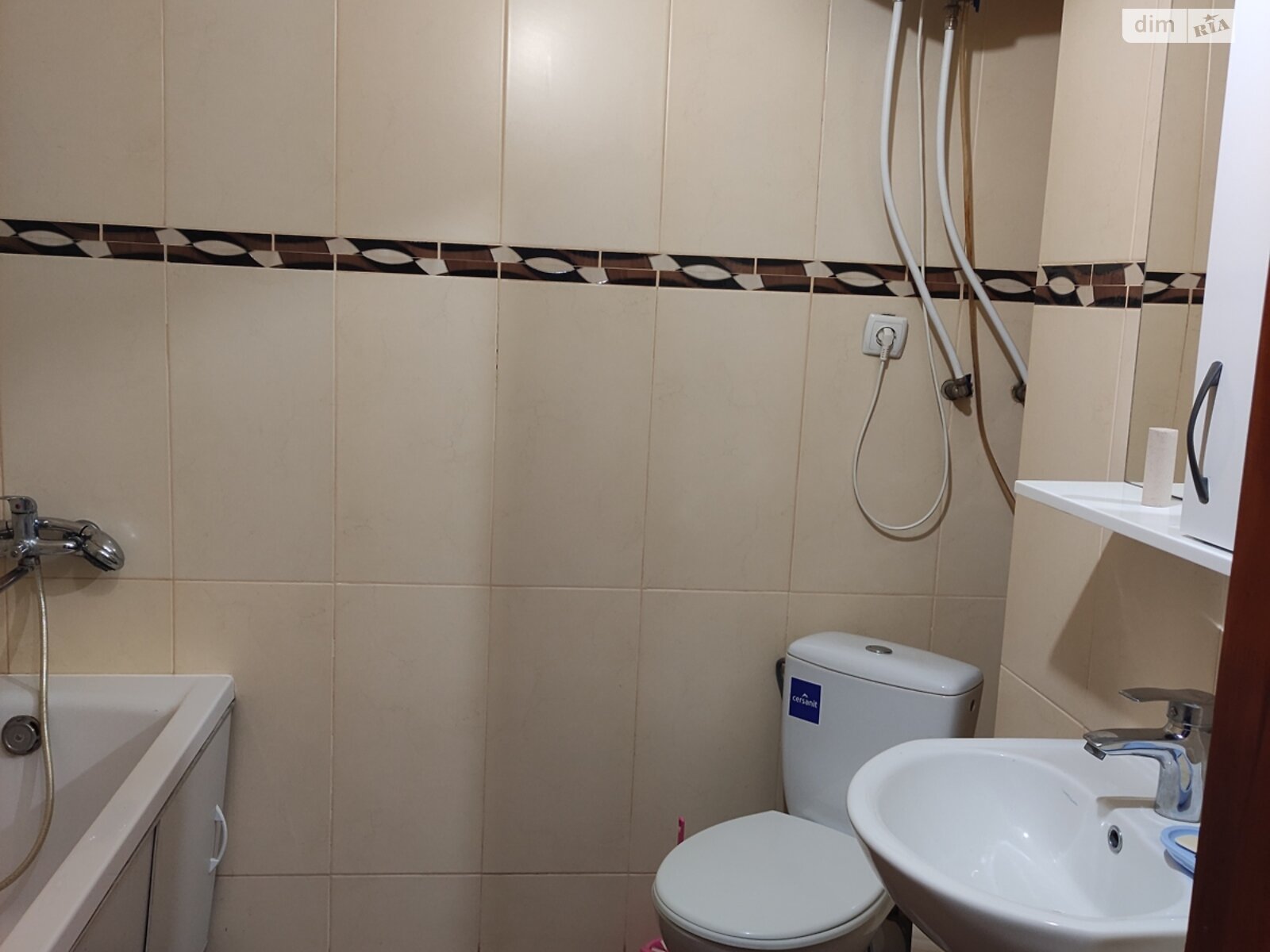 однокомнатная квартира в Одессе, район Поселок Котовского, на ул. Академика Сахарова 50 в аренду на долгий срок помесячно фото 1 однокомнатная квартира в Одессе, район Поселок Котовского, на ул. Академика Сахарова 50 в аренду на долгий срок помесячно фото 1