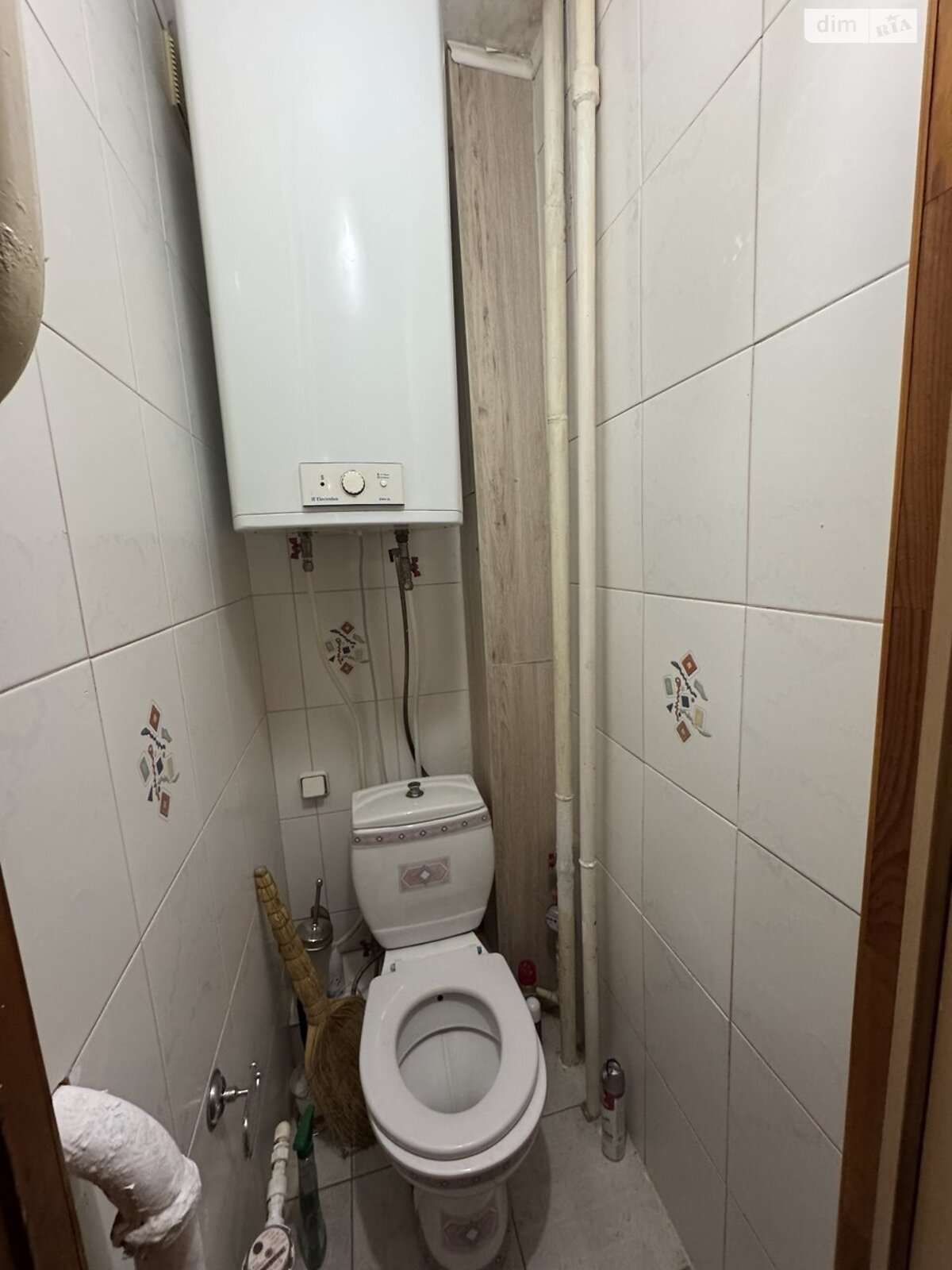 трехкомнатная квартира в Одессе, район Поселок Котовского, на ул. Академика Заболотного 39А, кв. 40 в аренду на долгий срок помесячно фото 1 трехкомнатная квартира в Одессе, район Поселок Котовского, на ул. Академика Заболотного 39А, кв. 40 в аренду на долгий срок помесячно фото 1