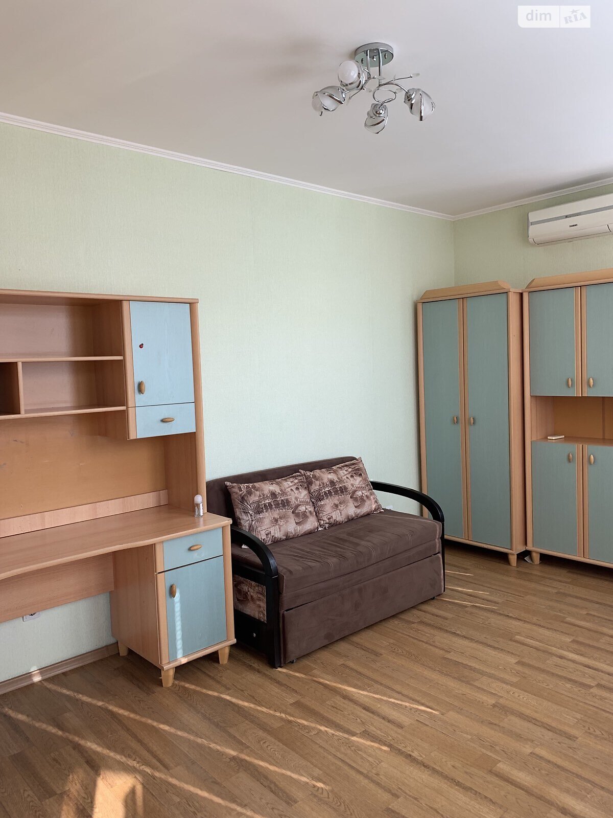 двухкомнатная квартира в Одессе, район Поселок Котовского, на ул. Академика Заболотного 58 в аренду на долгий срок помесячно фото 1 двухкомнатная квартира в Одессе, район Поселок Котовского, на ул. Академика Заболотного 58 в аренду на долгий срок помесячно фото 1