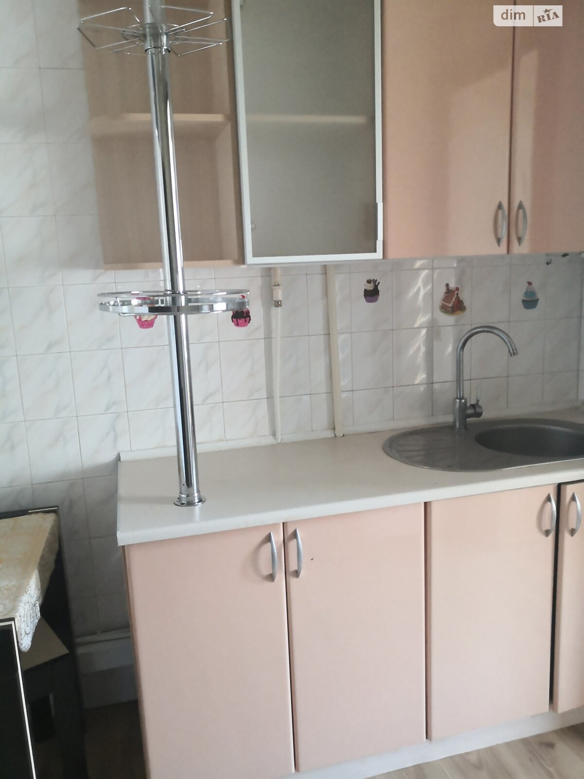 однокомнатная квартира в Одессе, район Поселок Котовского, на ул. Академика Заболотного 56 в аренду на долгий срок помесячно фото 1