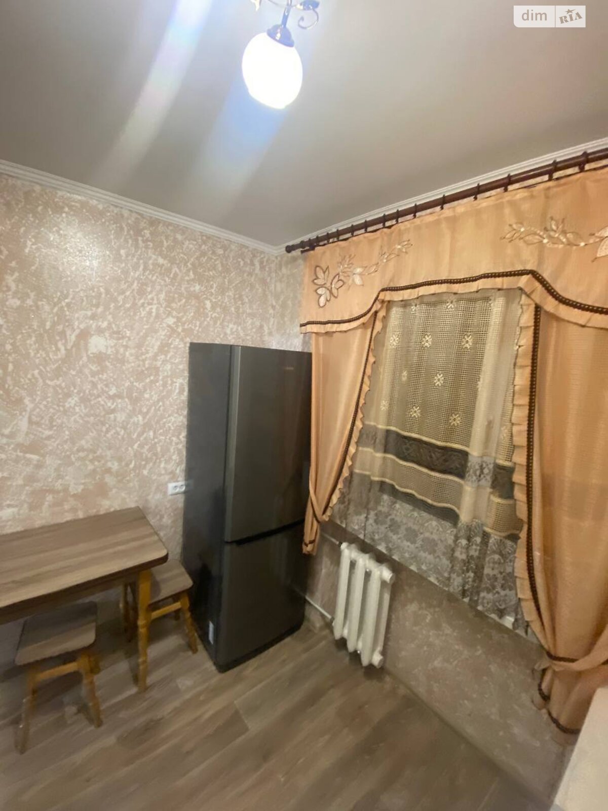 двухкомнатная квартира в Одессе, район Поселок Котовского, на ул. Жолио-Кюри в аренду на долгий срок помесячно фото 1 двухкомнатная квартира в Одессе, район Поселок Котовского, на ул. Жолио-Кюри в аренду на долгий срок помесячно фото 1