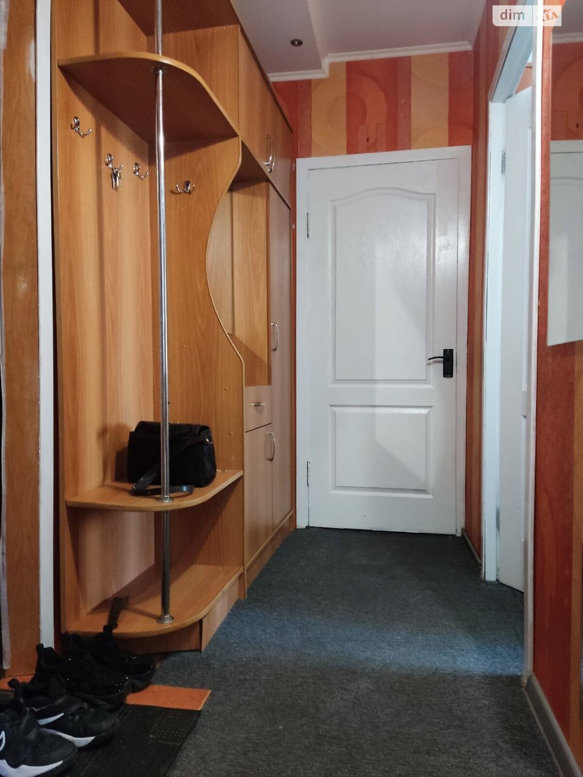 двухкомнатная квартира в Одессе, район Поселок Котовского, на просп. Князя Владимира Великого 70 в аренду на долгий срок помесячно фото 1 двухкомнатная квартира в Одессе, район Поселок Котовского, на просп. Князя Владимира Великого 70 в аренду на долгий срок помесячно фото 1